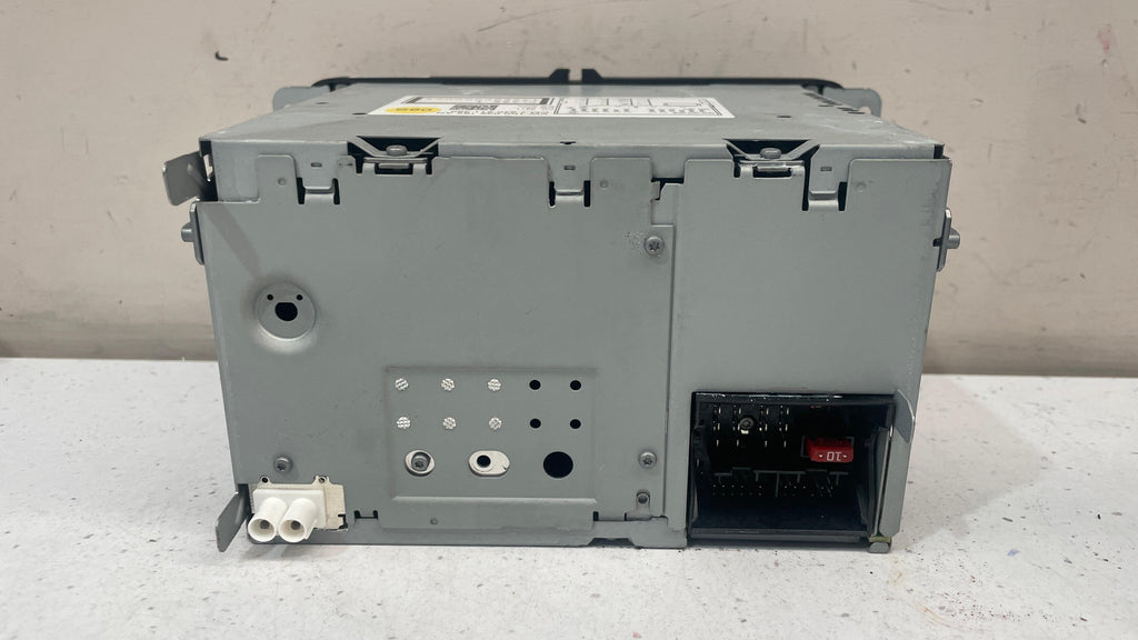 1K0035186AN VOLKSWAGEN GOLF AUDIO SYSTEM RADIO CD