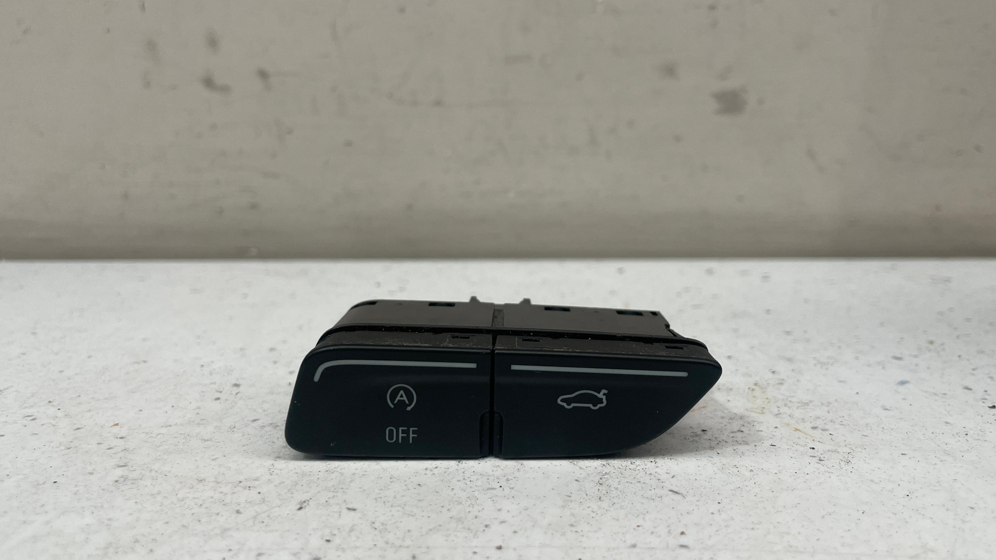 AM5T14B436DB FORD CENTER CONSOLE DASHBOARD SWITCH