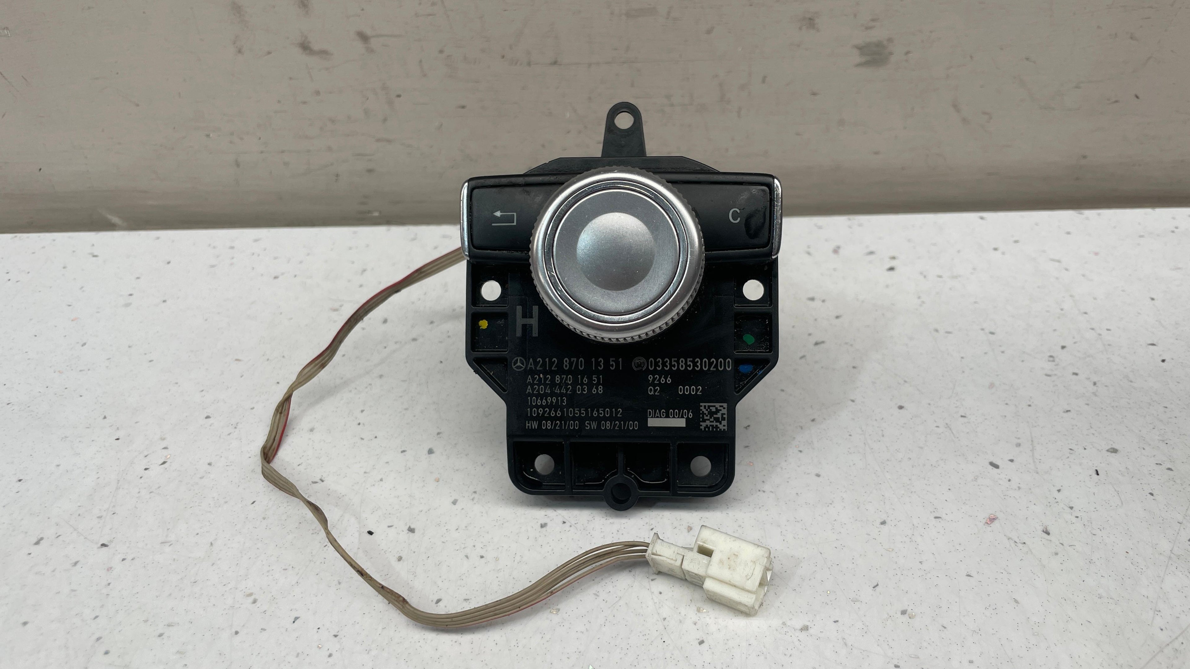 A2128701351 MERCEDES W212 MULTIFUNCTION CONTROL SWITCH