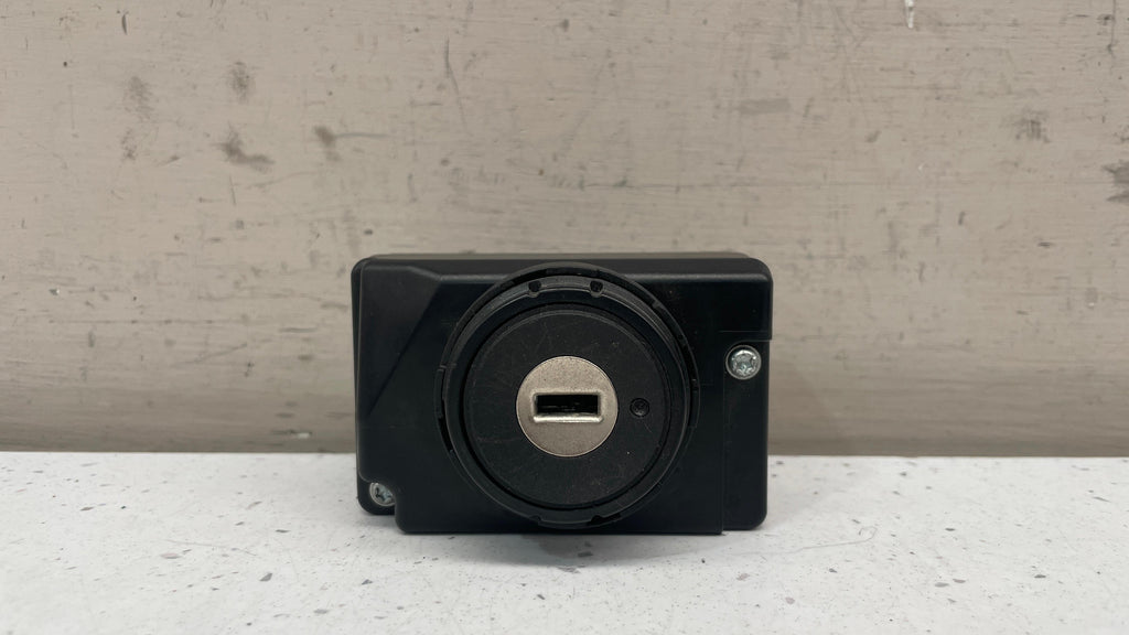 3D0905865H VOLKSWAGEN PHAETON IGNITION LOCK SWITCH