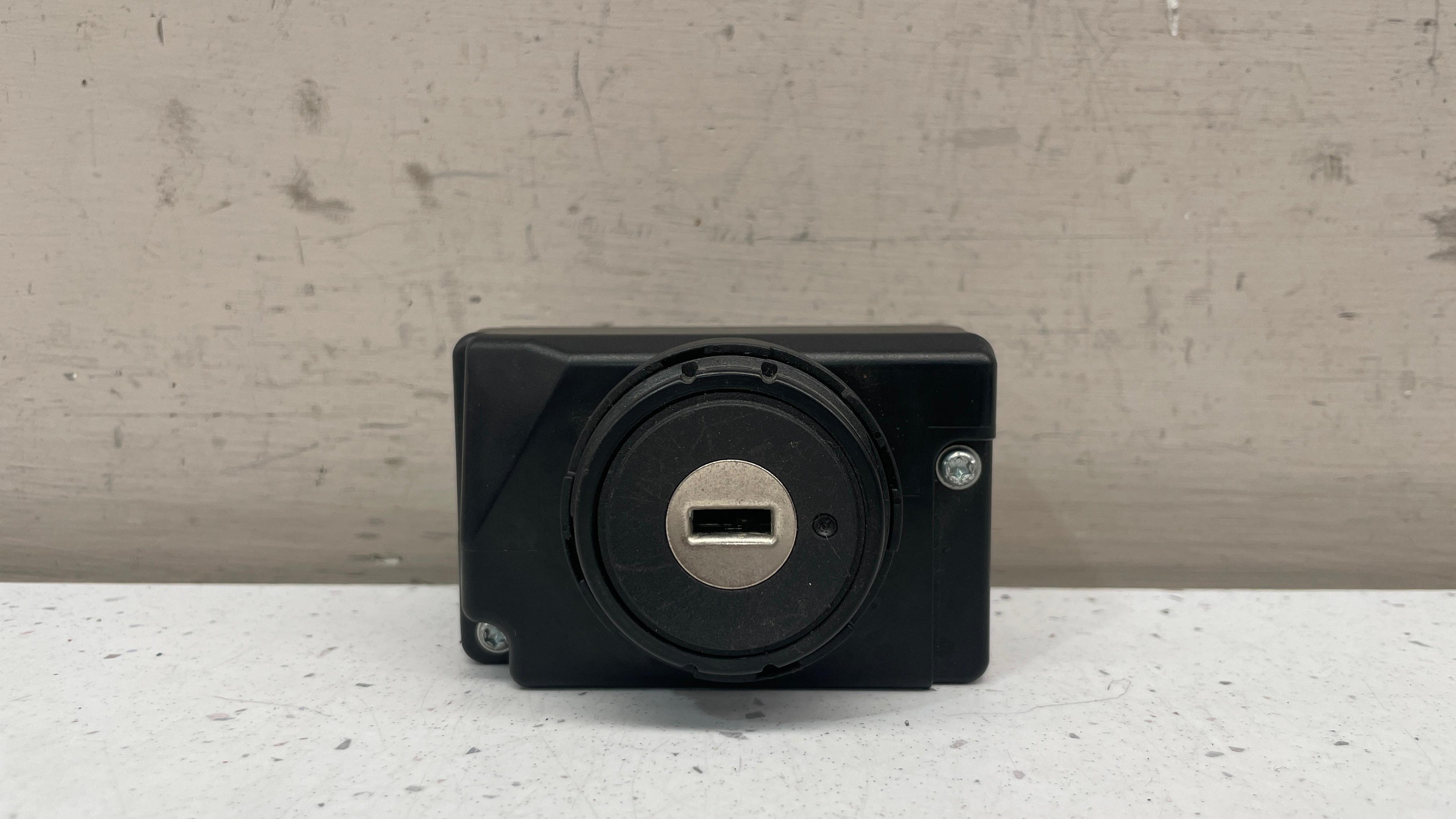 3D0905865H VOLKSWAGEN PHAETON IGNITION LOCK SWITCH