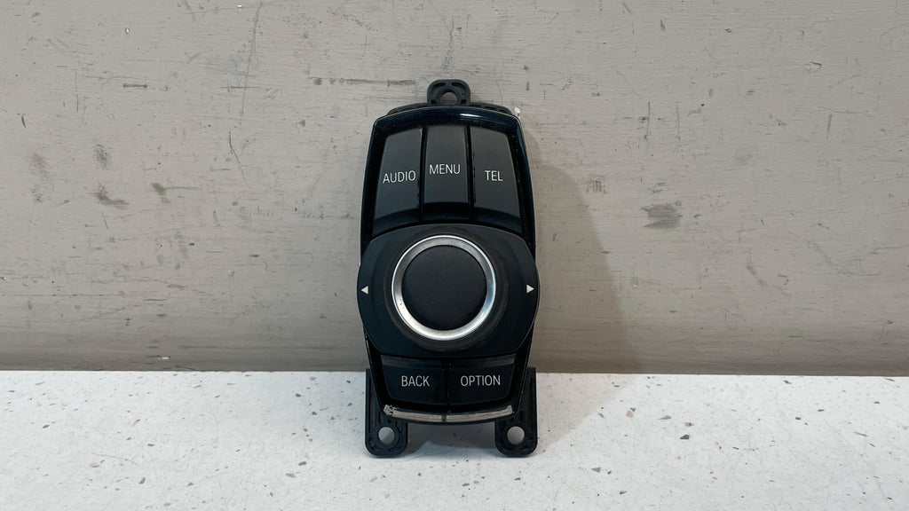931769501 BMW SERIES 1 MEDIA CONTROLLER SWITCH