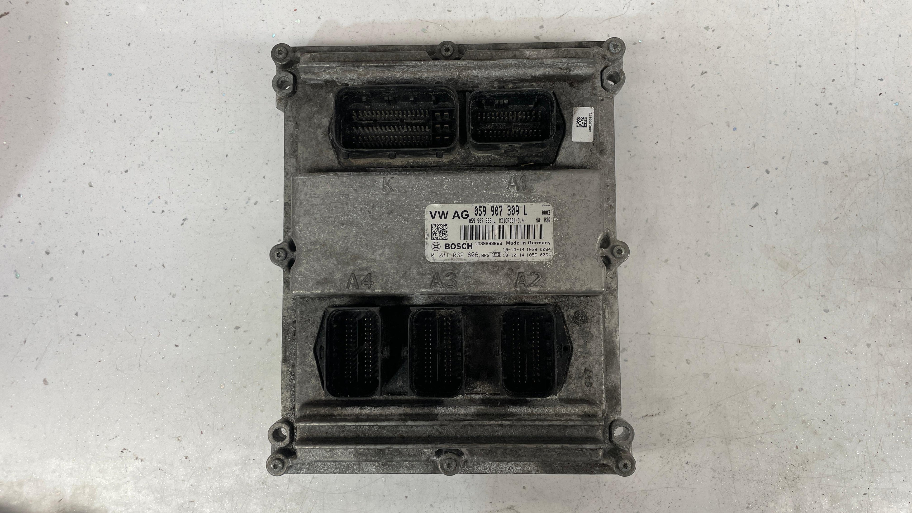 059907309L  AUDI Q7 ENGINE CONTROL UNIT ECU