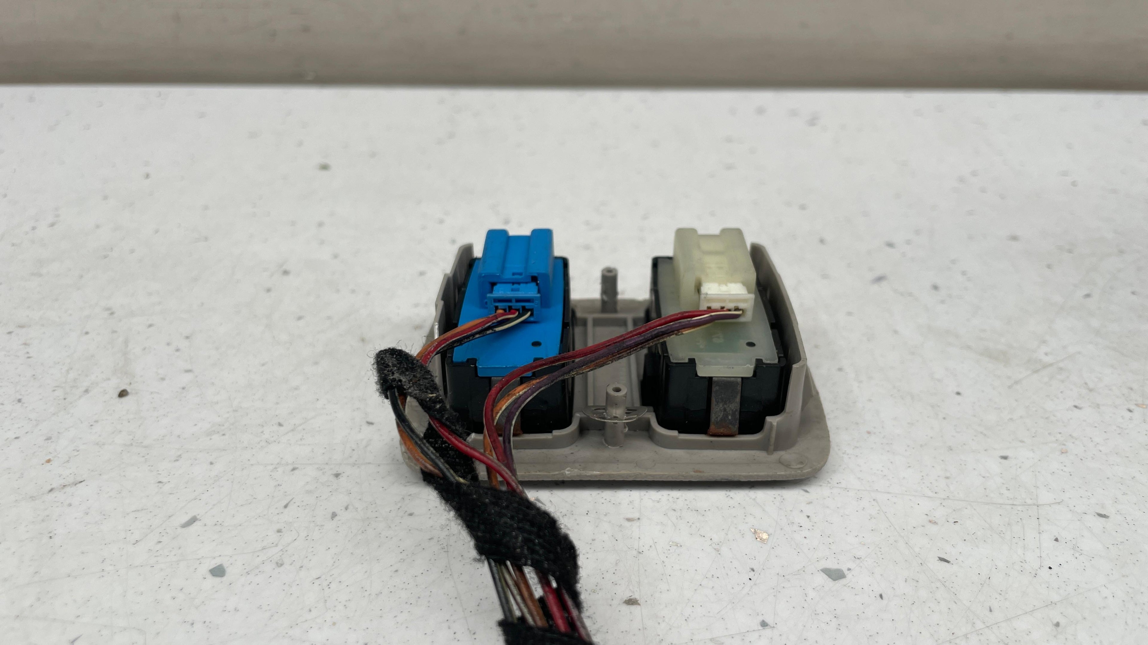 JC389989 MERCEDES GL SEAT CONTROL SWITCH