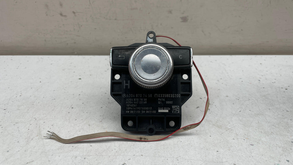 A2048707458 MERCEDES W204 MULTIMEDIA CONTROL SWITCH