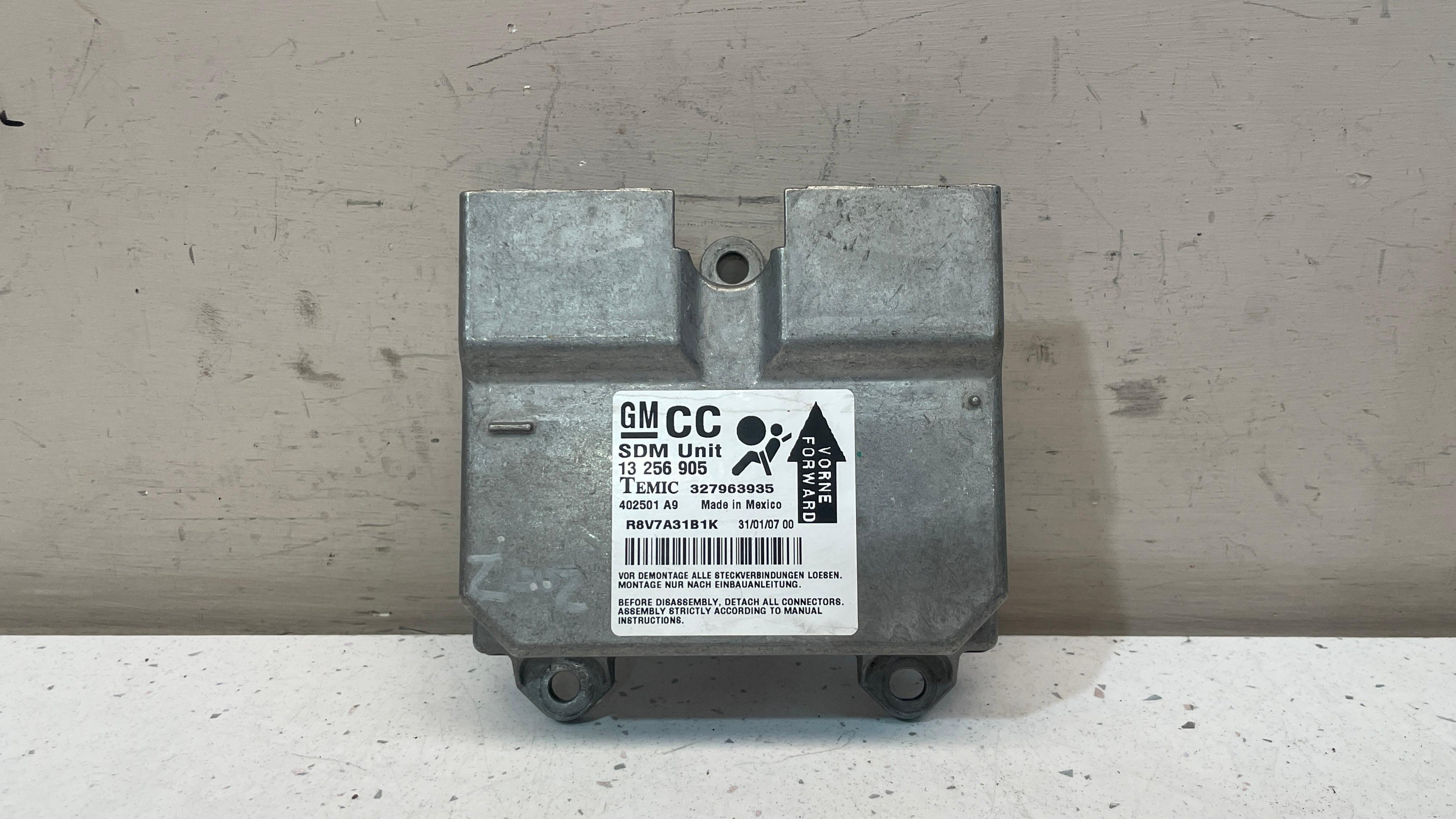 327963935 OPEL CORSA SRS CONTROL UNIT