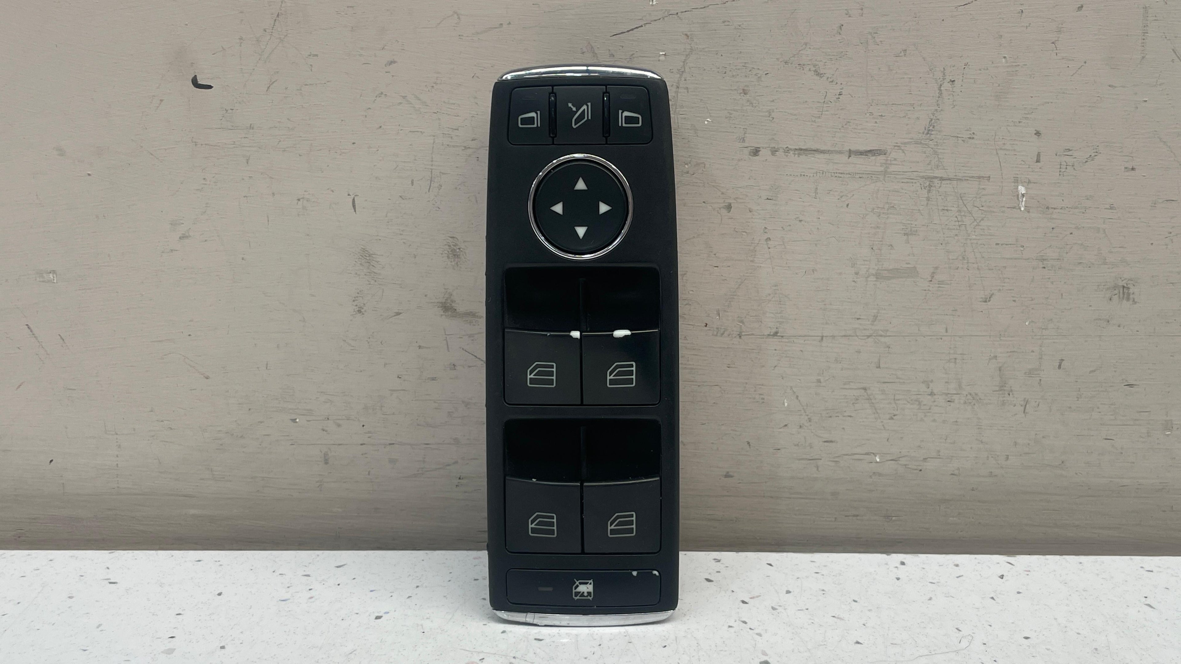 A2128208310 MERECEDES W212 WINDOW SWITCH CONTROL UNIT