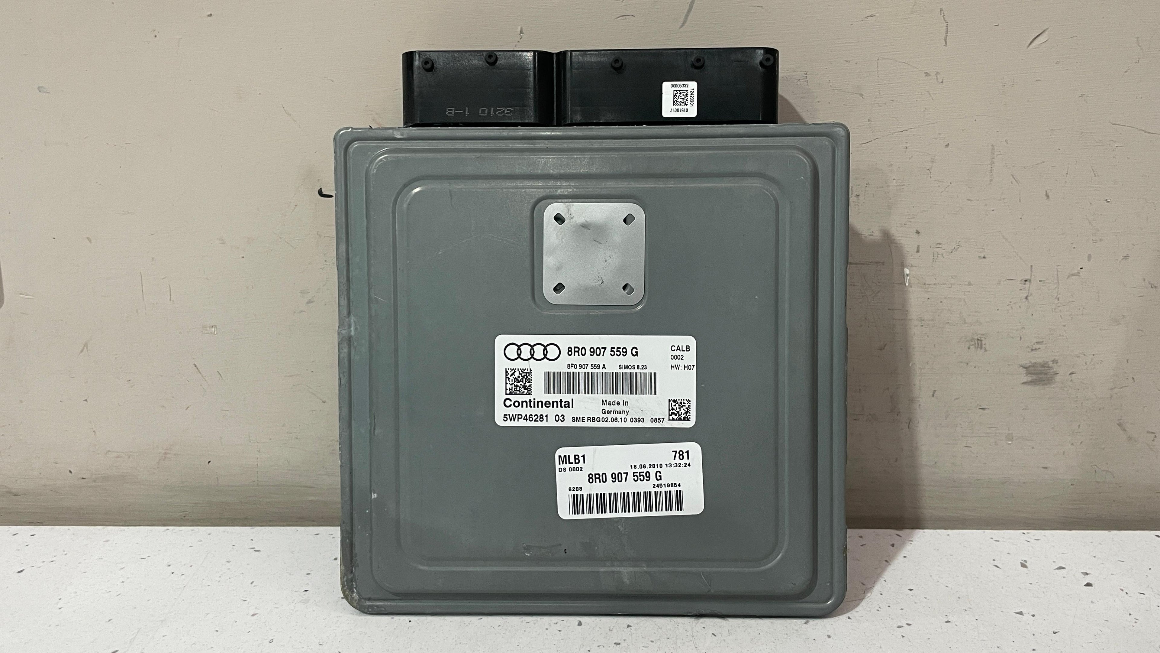 8R0907559G AUDI Q5 ENGINE CONTROL UNIT ECU