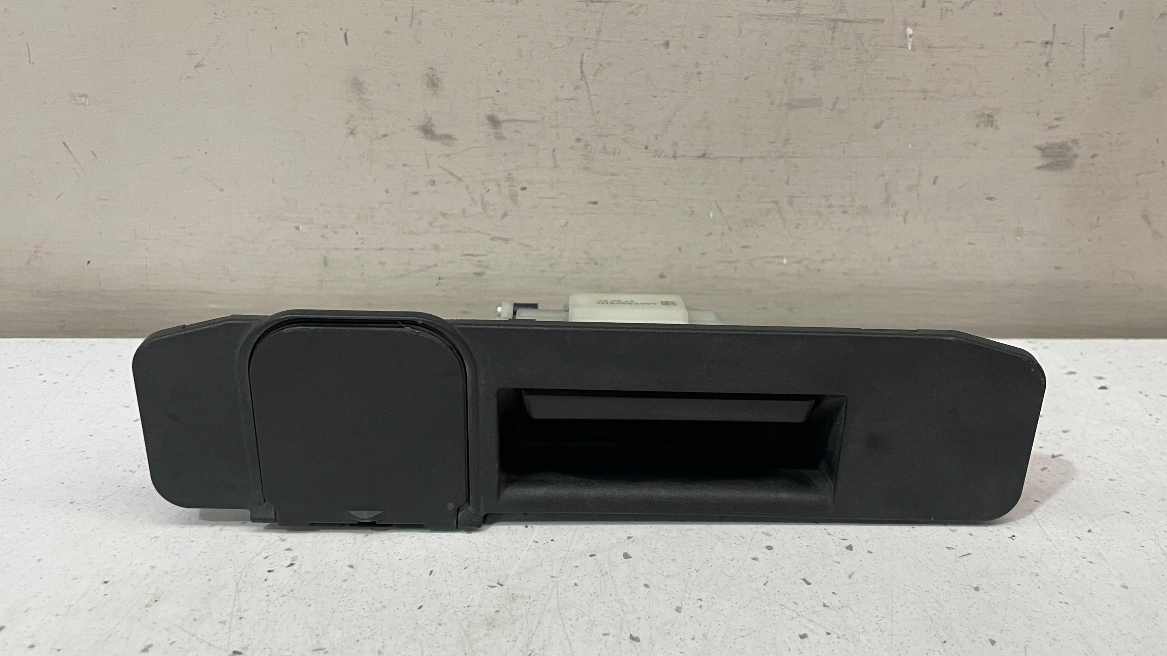 A0997503500 MERCEDES W166 TAILGATE REVERSE CAMERA