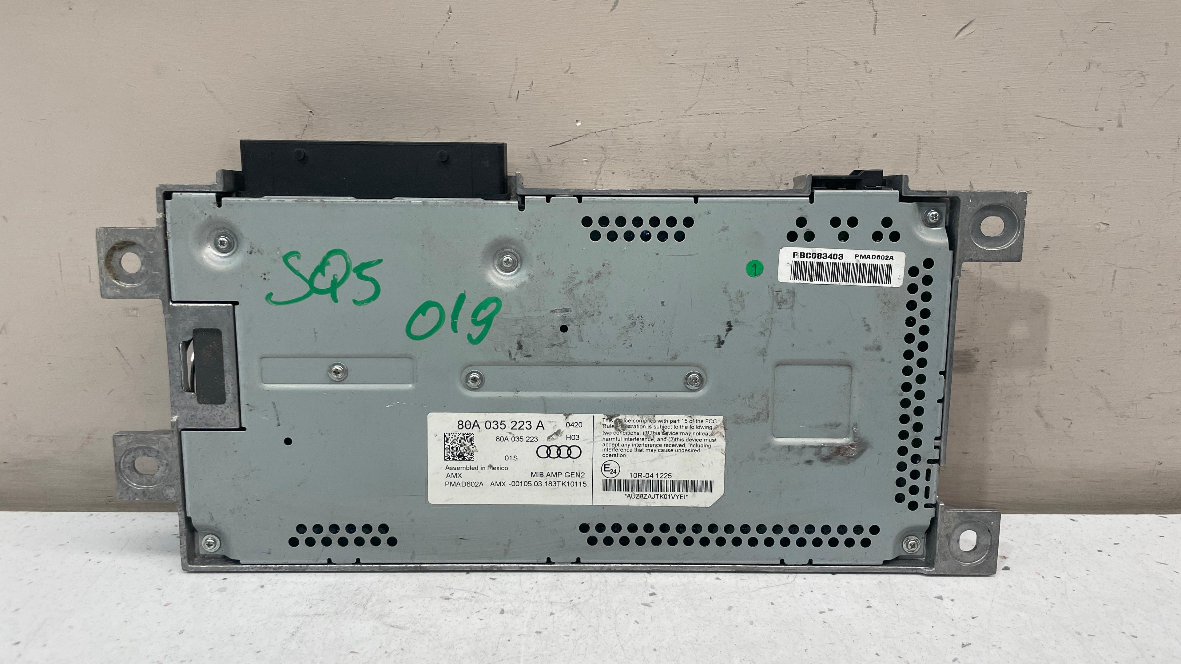 80A035223A AUDI SQ5 AUDIO AMPLIFIER CONTROL