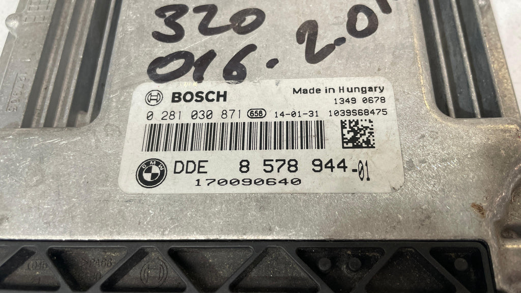 8578944-01 BMW SERIES 3 ENGINE CONTROL UNIT ECU