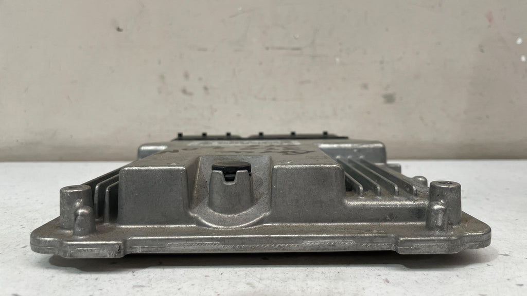 8578944-01 BMW SERIES 3 ENGINE CONTROL UNIT ECU