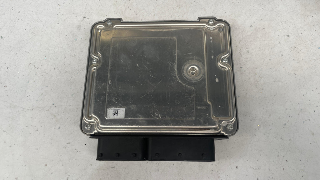 8518477-01 BMW F10 ENGINE CONTROL UNIT ECU