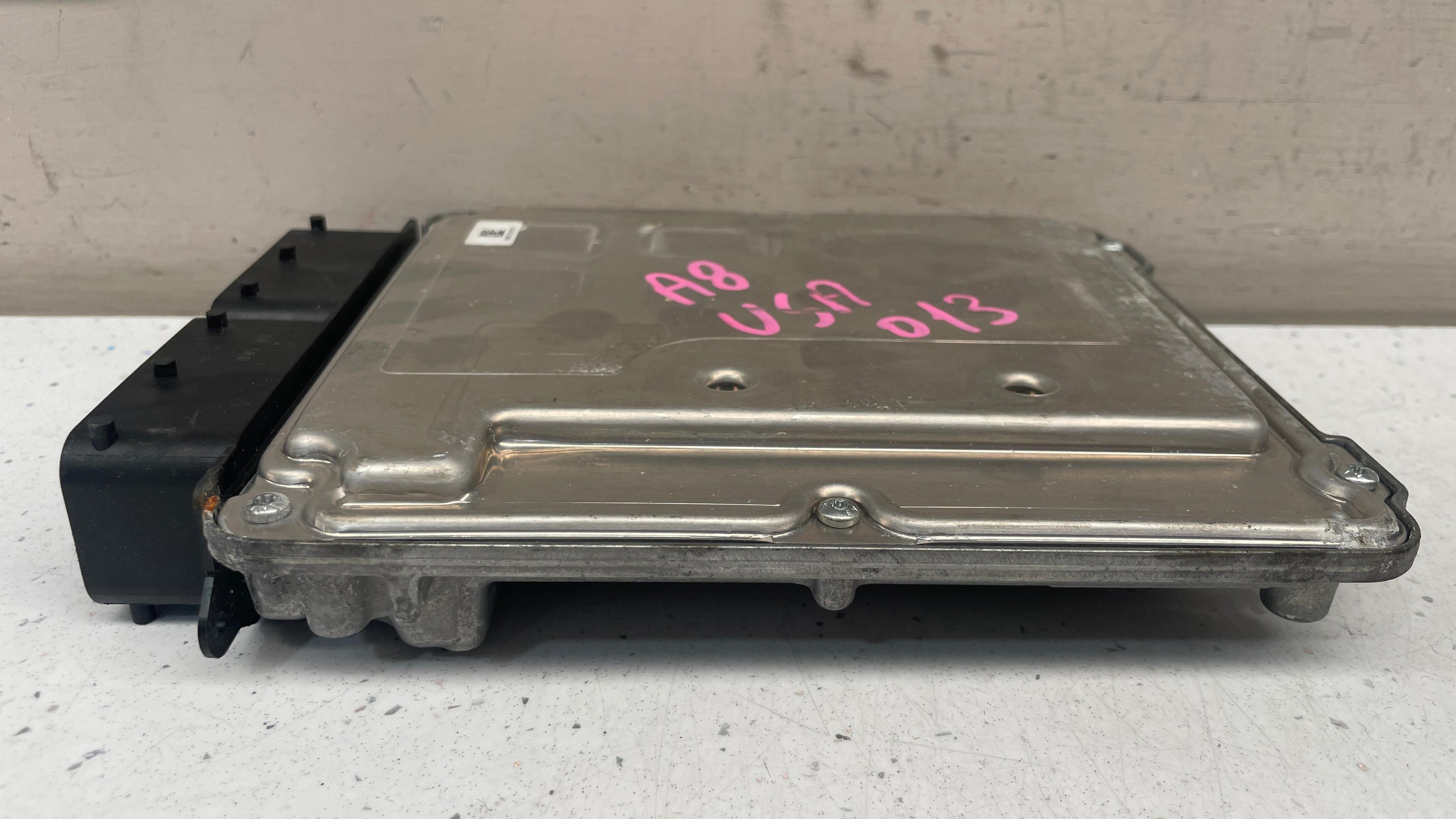 4H0906014J AUDI A8 ENGINE CONTROL UNIT ECU