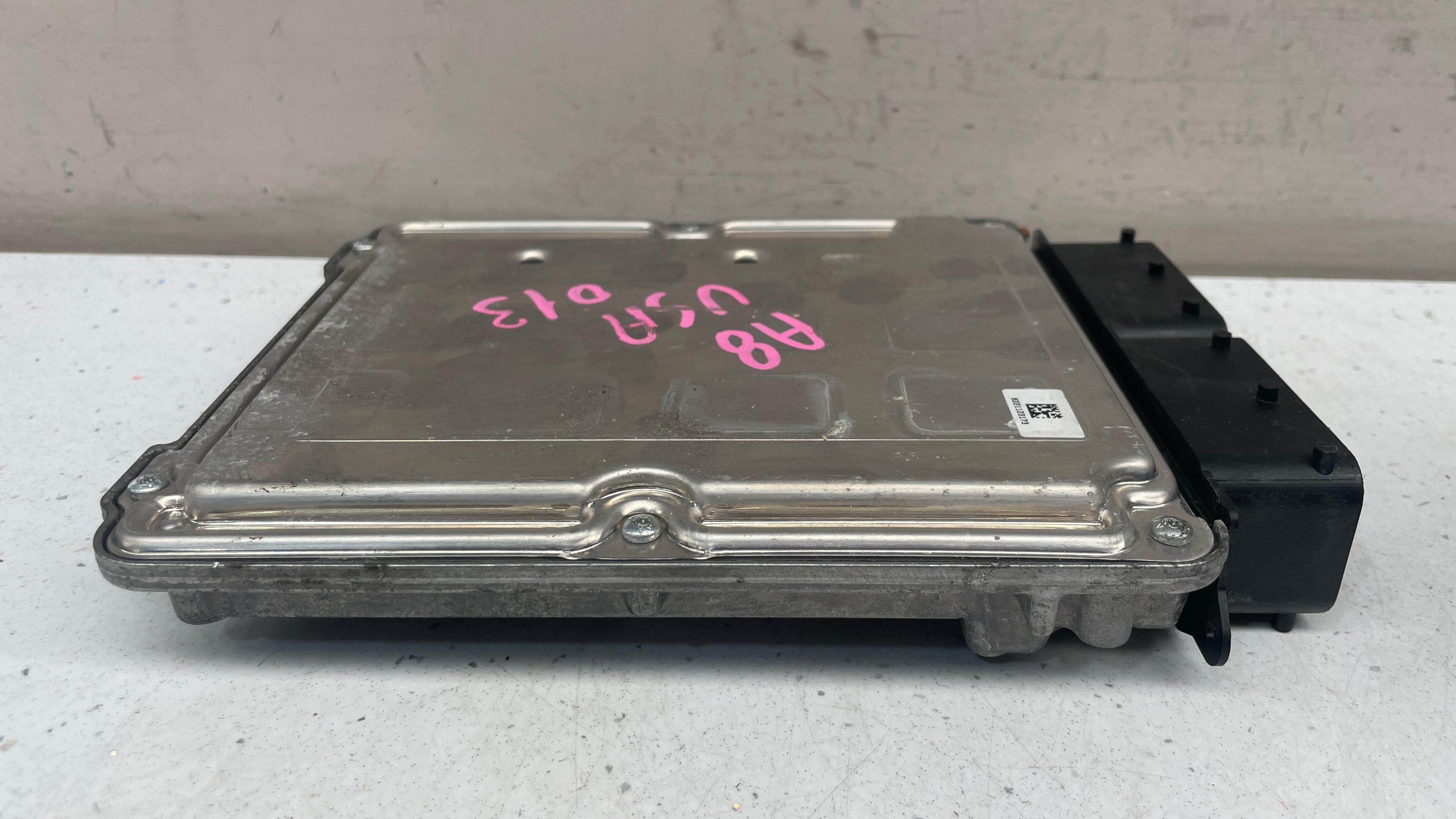 4H0906014J AUDI A8 ENGINE CONTROL UNIT ECU