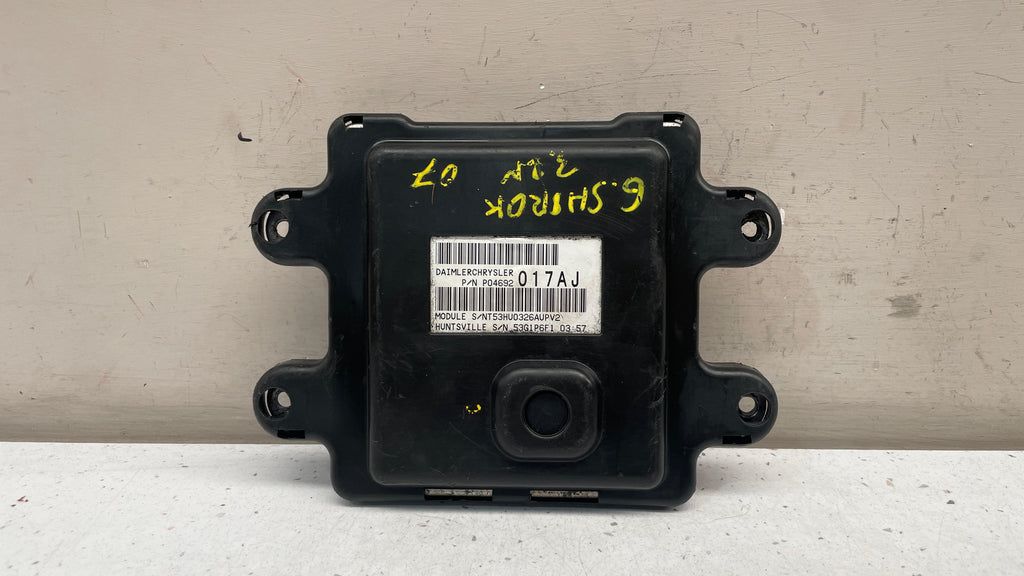P04692024AJ JEEP GRAND CHEROKE COMMANDER CONTROL FRONT FITS