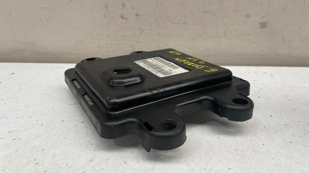 P04692024AJ JEEP GRAND CHEROKE COMMANDER CONTROL FRONT FITS