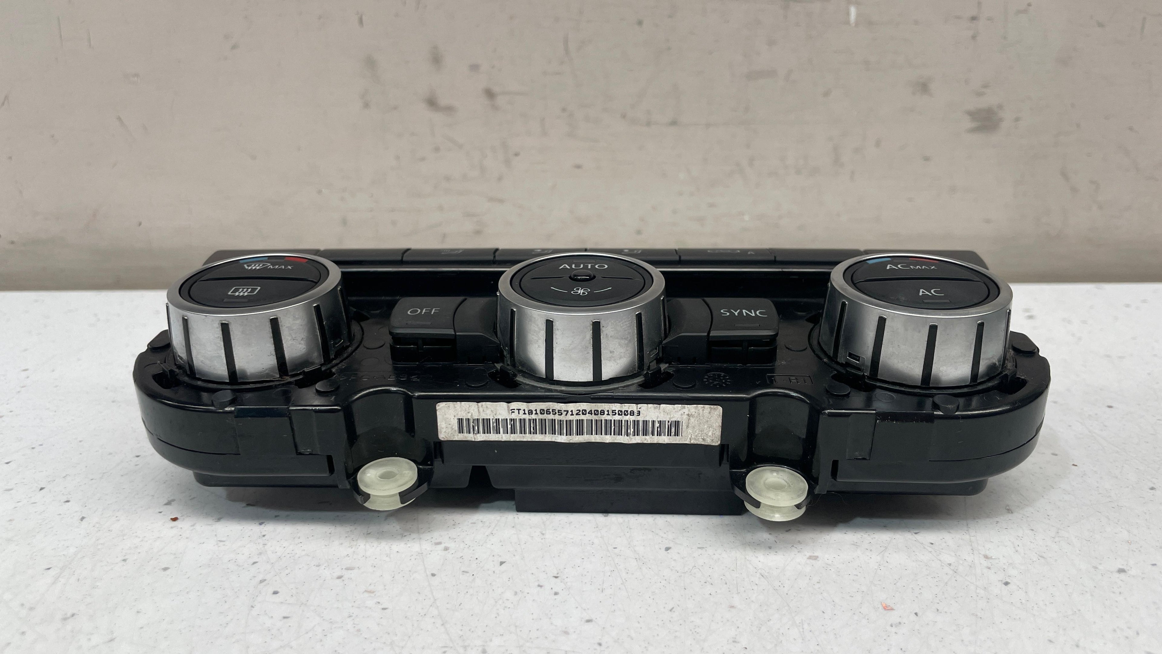 5HB01075343 VOLKSWAGEN JETTA AC CLIMATE CONTROL PANEL