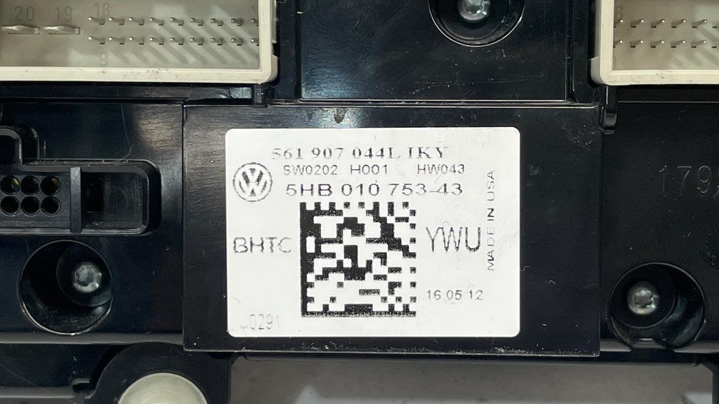 5HB01075343 VOLKSWAGEN JETTA AC CLIMATE CONTROL PANEL