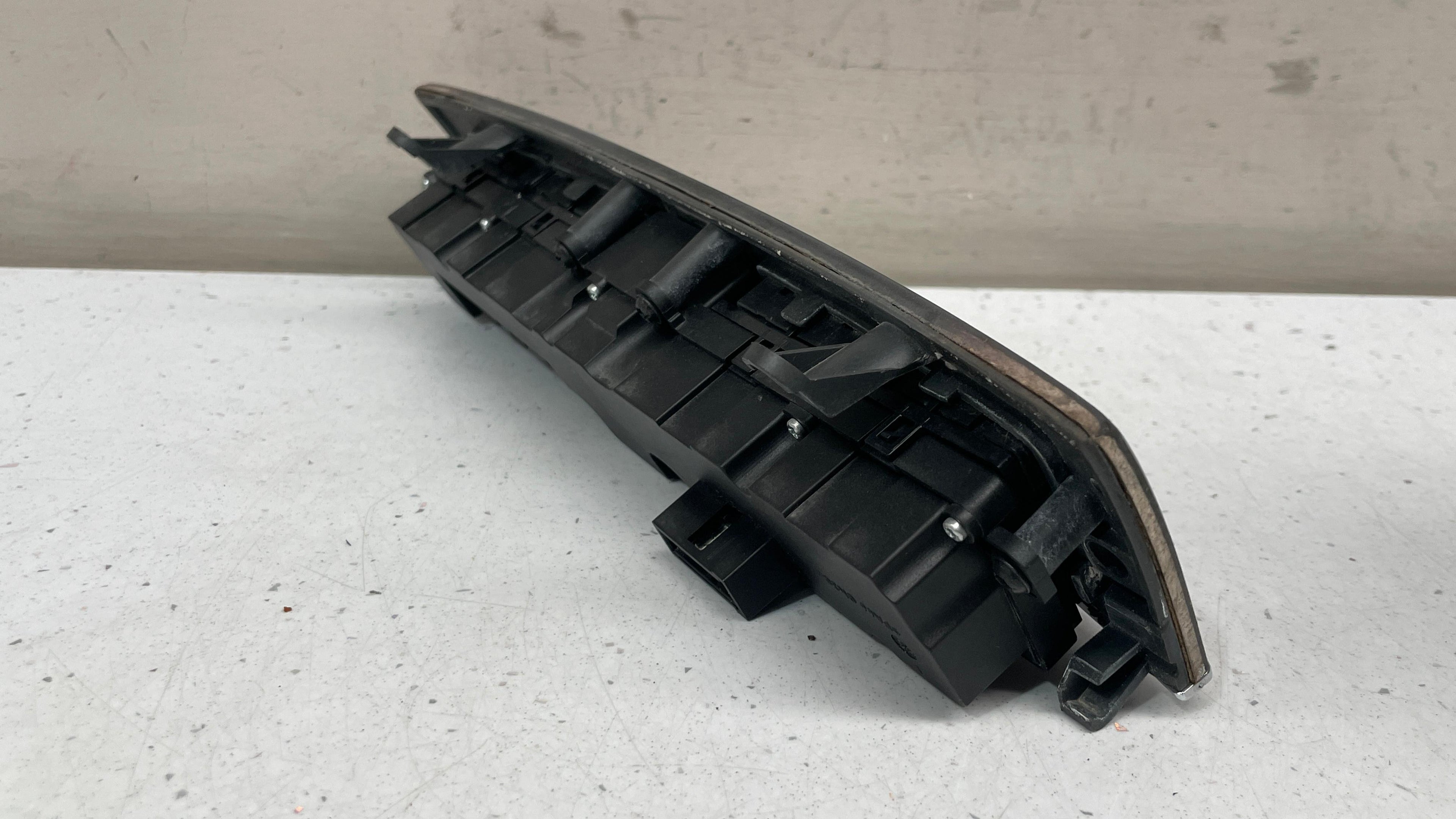 2038702910 MERCEDES W203 AC CLIMATE CONTROL PANEL