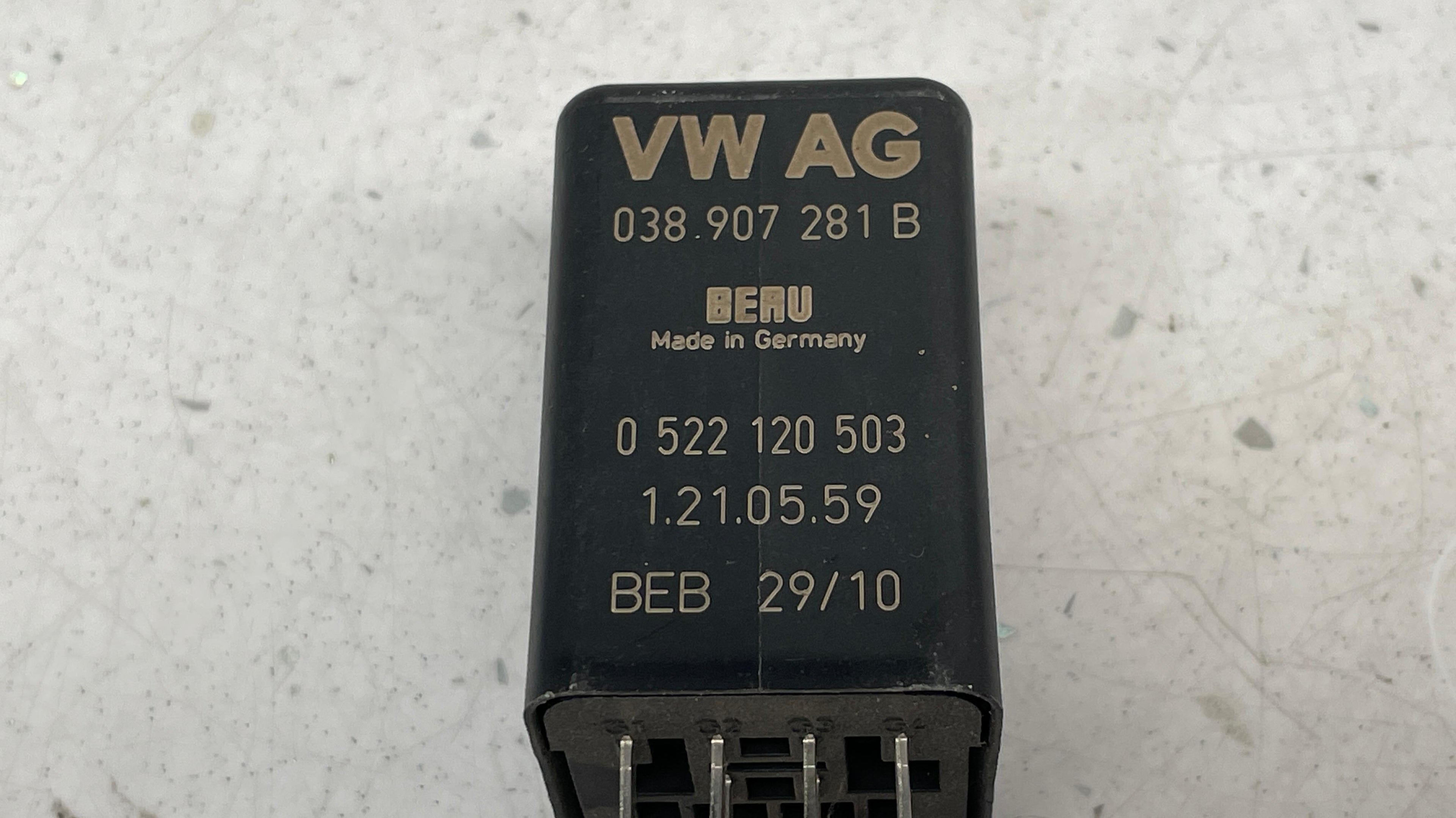 038907281B AUDI Q5 GLOW PLUG RELAY CONTROL MODULE