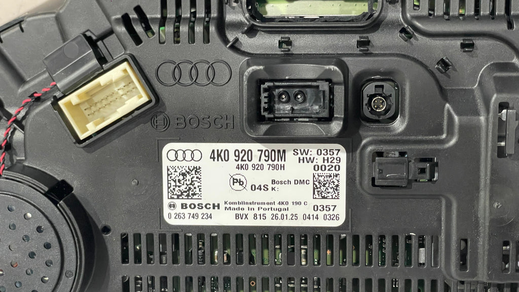4K0920790M AUDI Q8 INSTRUMENT PANEL SPEEDOMETER