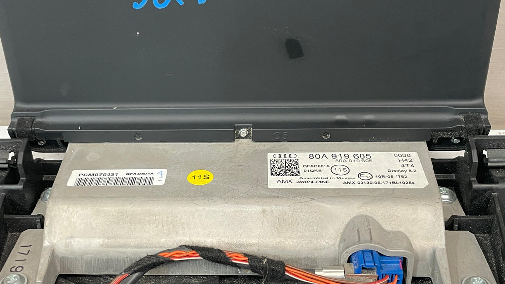 80A919605 AUDI  SQ5 DISPLAY SCREEN CONTROL UNIT