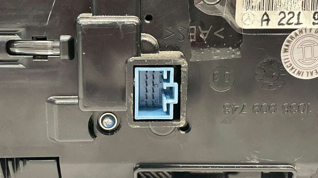 A2219003504 MERCEDES W221 DISPLAY SCREEN MONITOR INFORMATION