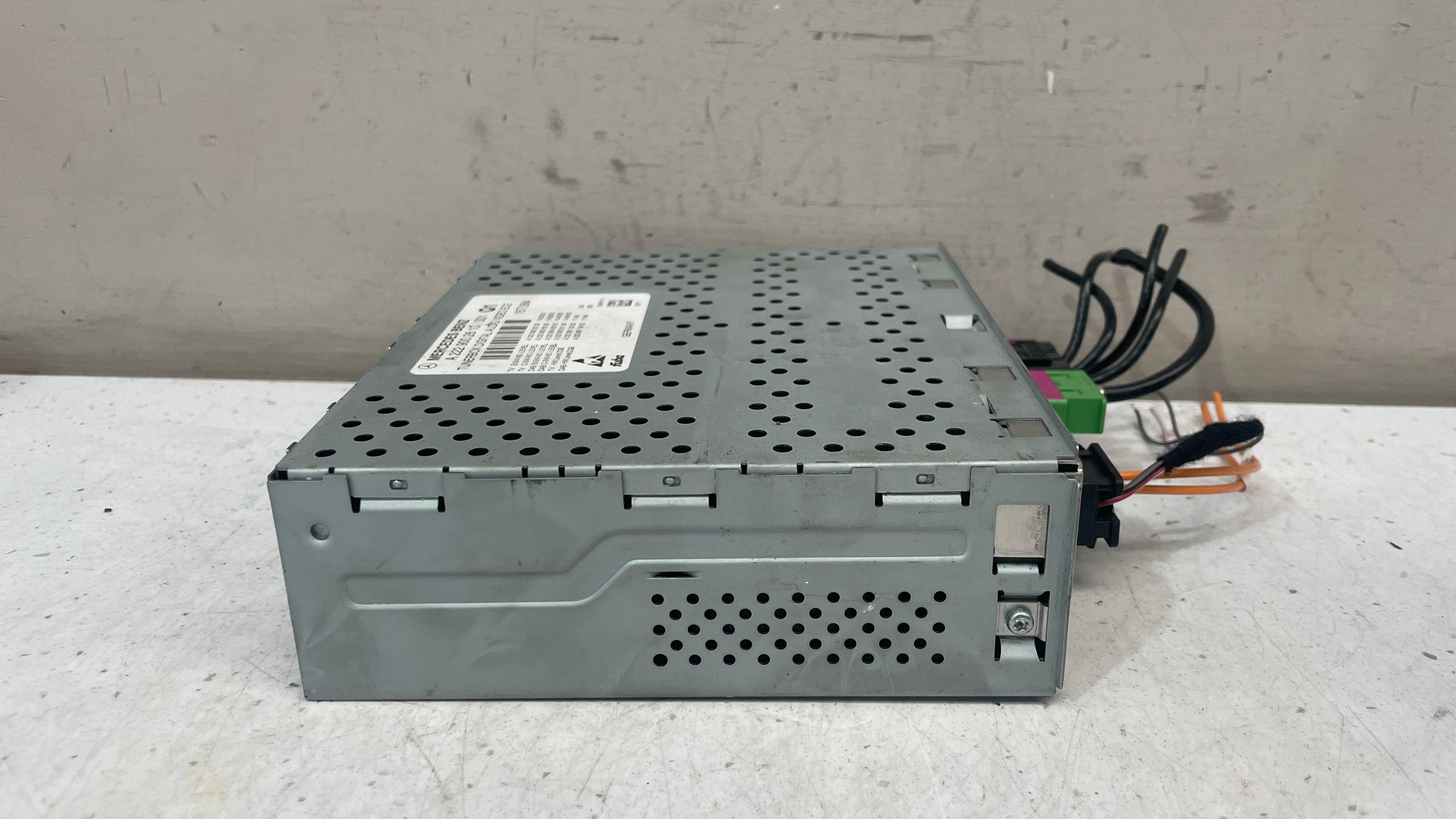 A2229002810 MERCEDES W222 AMG DIGITAL AUDIO TUNERBOX