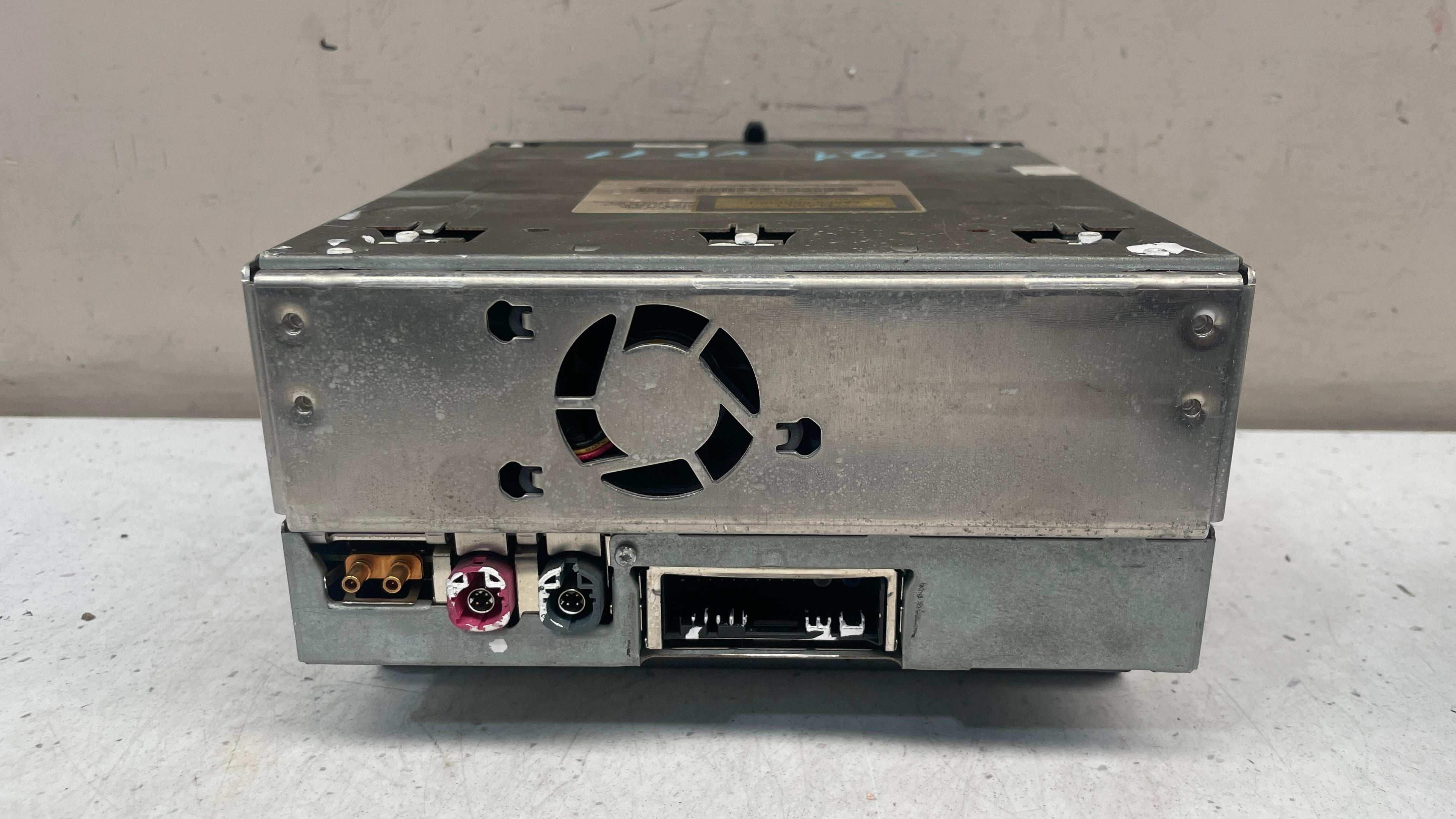 A2219006403 MERCEDES W221 RADIO HEAD UNIT NAVIGATION COMMAND