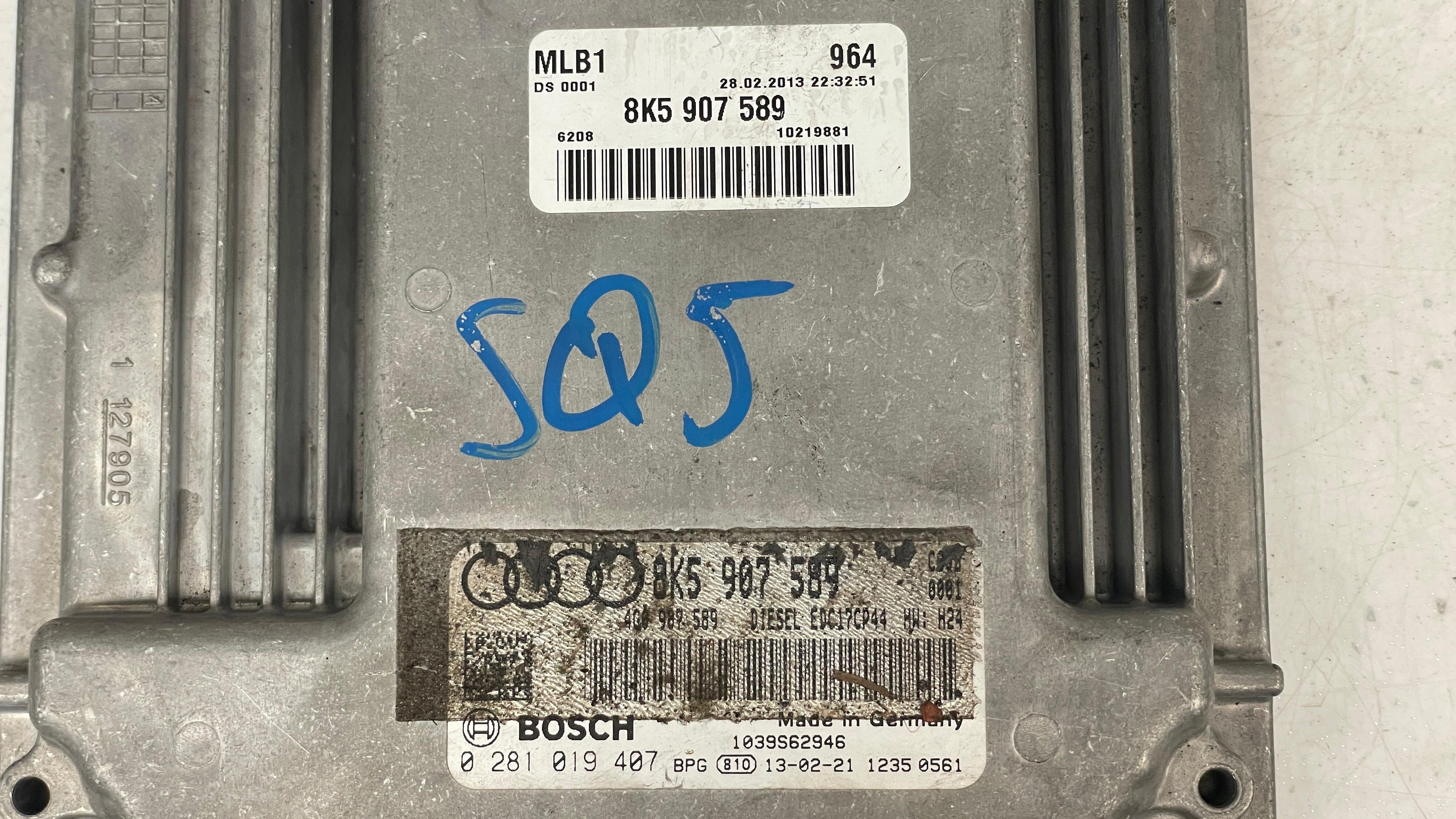 8K5907589 AUDI SQ5 ENGINE CONTROL UNIT ECU