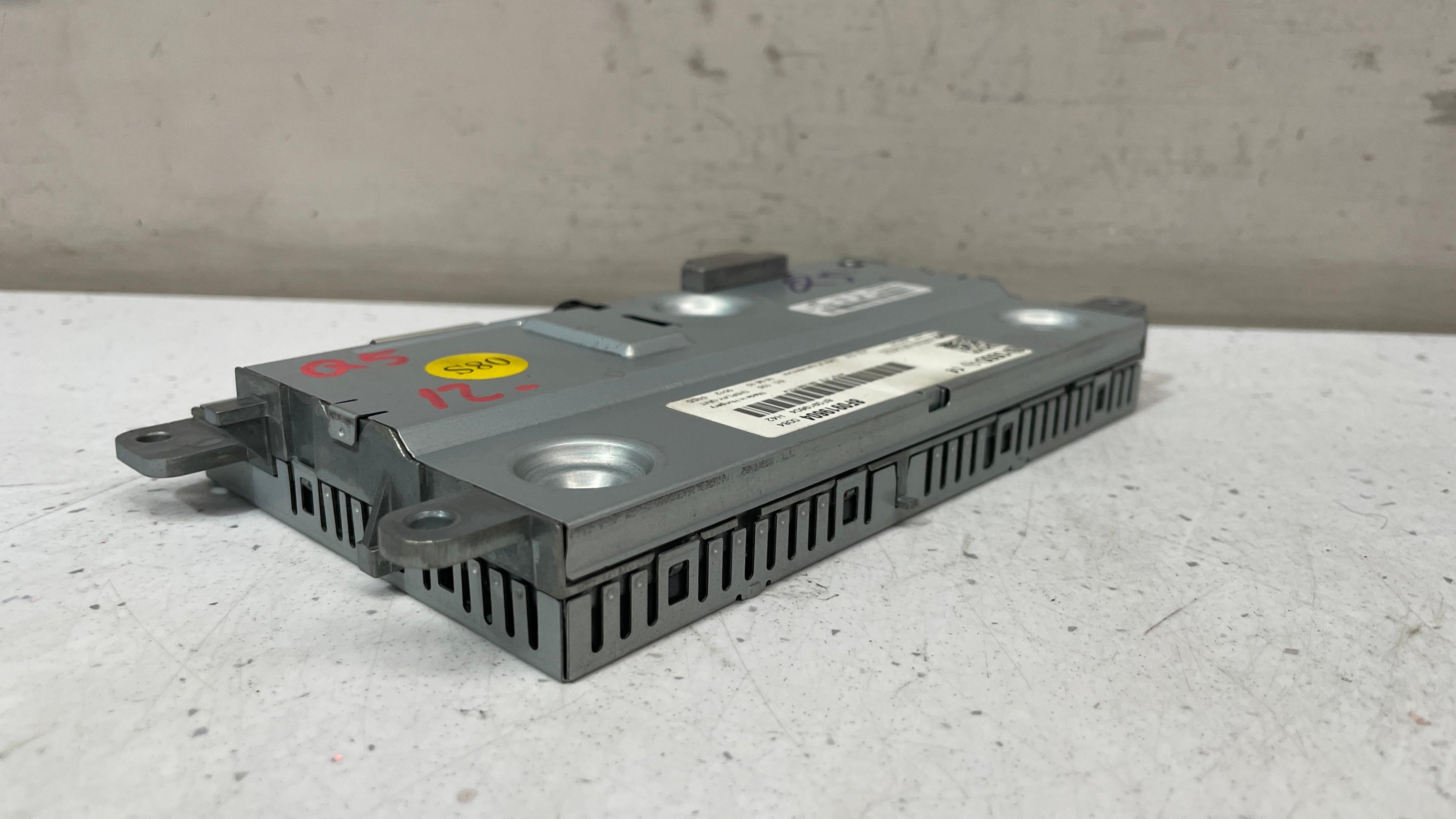 8F0919604 AUDI MMI  NAVIGATION DISPLAY SCREEN