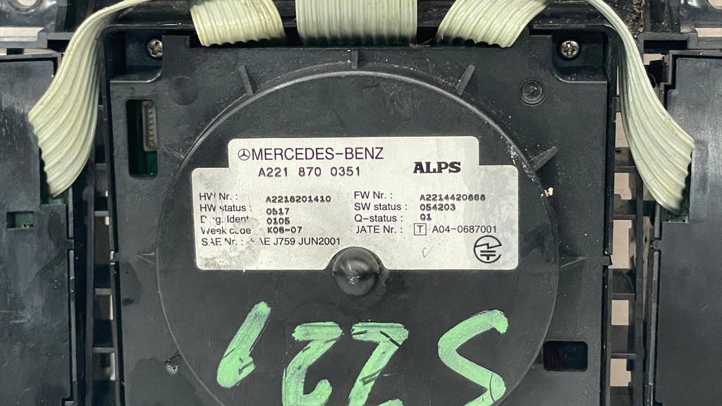 A2218700351 MERCEDES BENZ W221 MULTIMEDIA CONTROL SWITCH