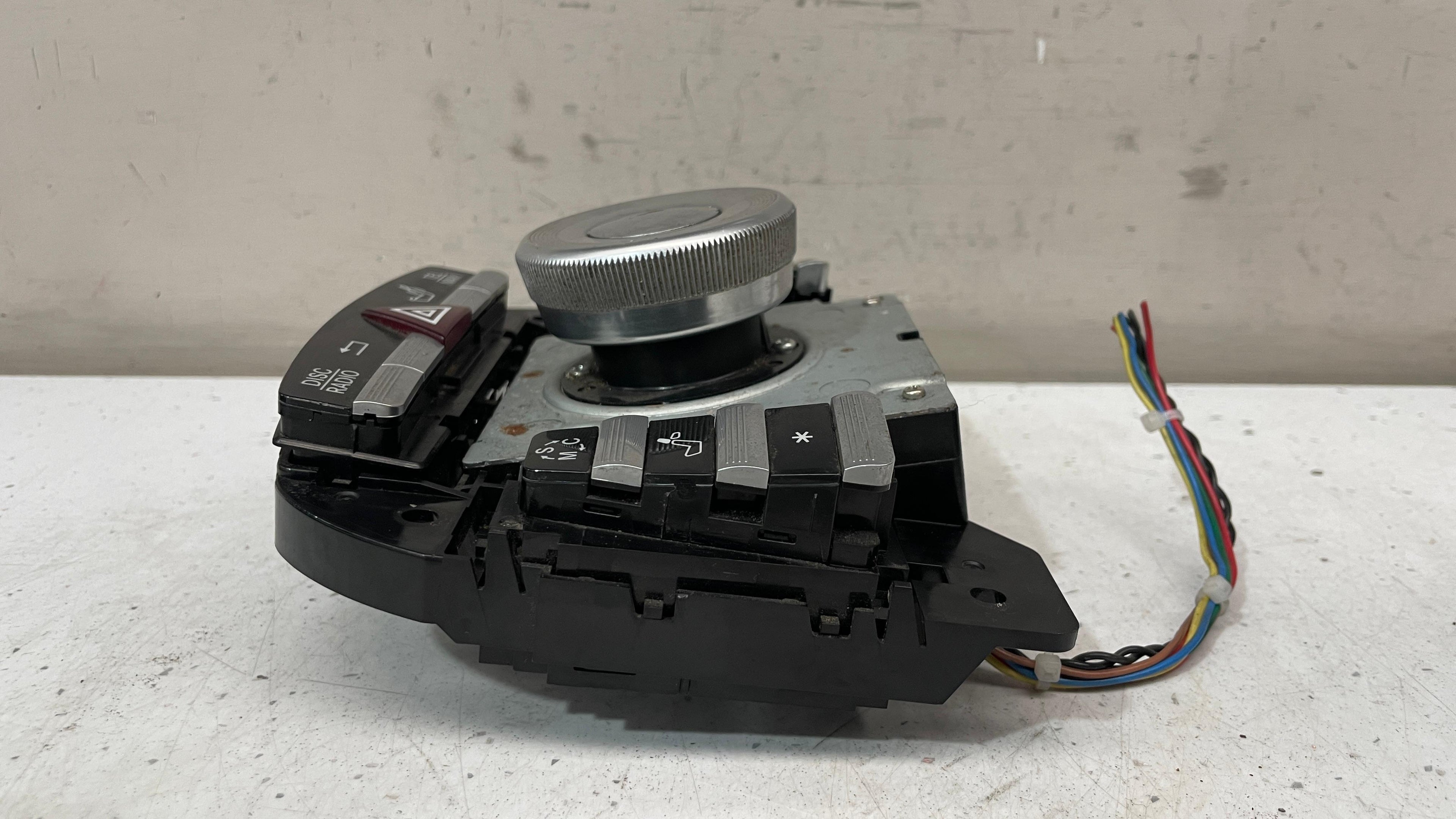 A2218700351 MERCEDES BENZ W221 MULTIMEDIA CONTROL SWITCH