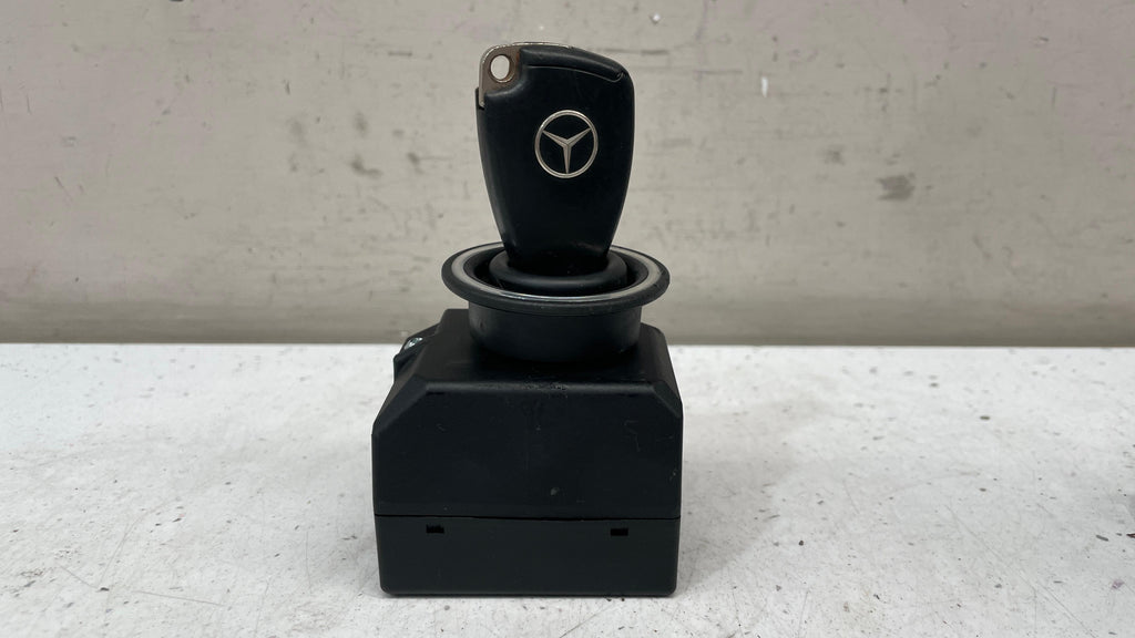 1645450708 MERCEDES X164 IGNITION KEY SWITCH MODULE