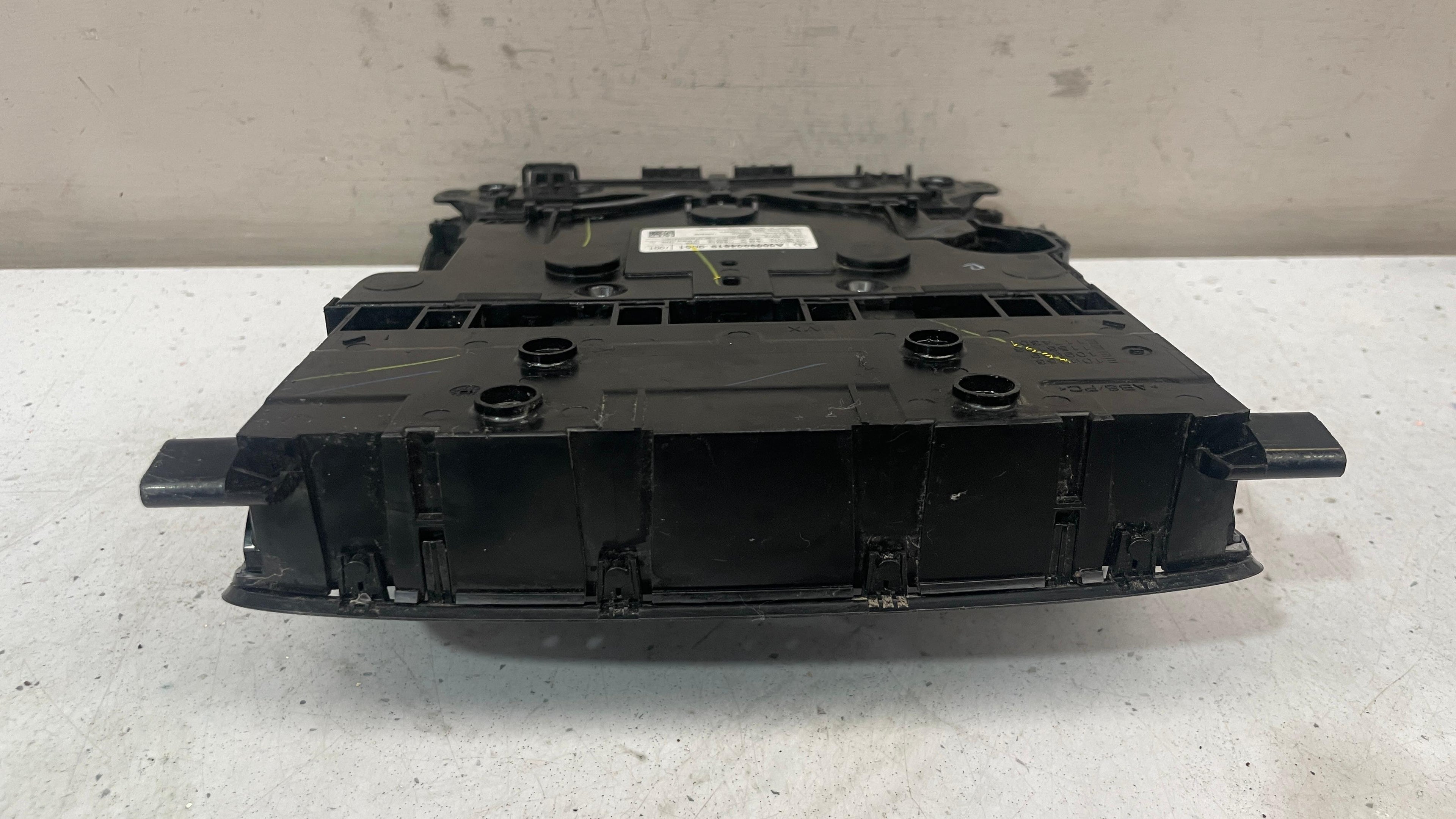 A0009004619 MERCEDES CLA W177 HEADLIGHT LIGHT SWITCH PANEL