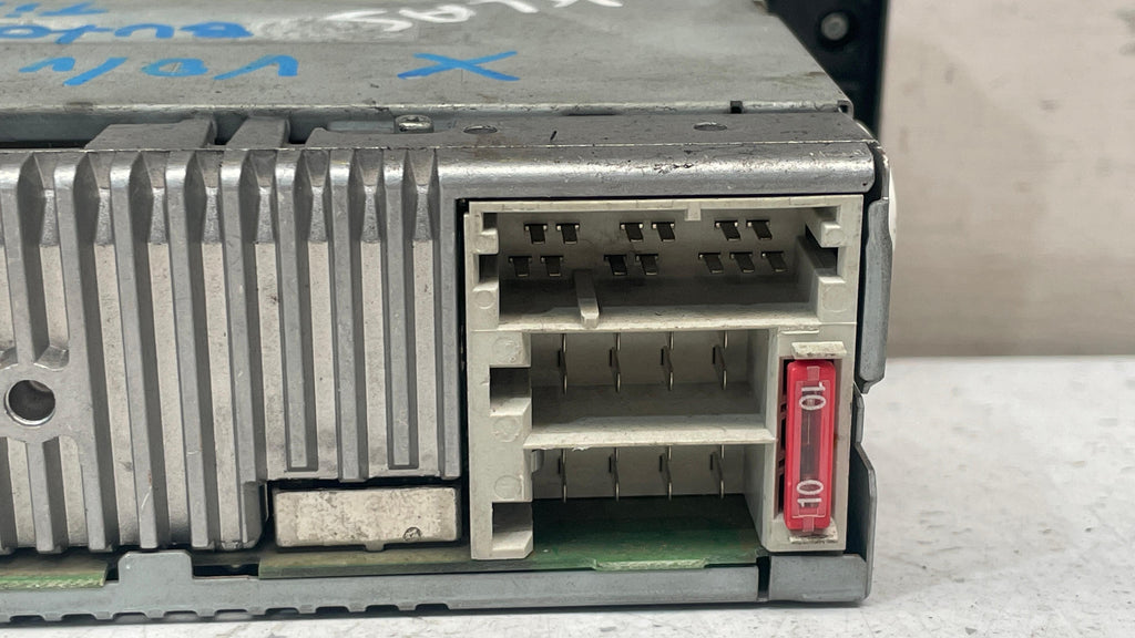 A1698200086 MERCEDES A CLASS W169 RADIO CD PLAYER CONTROL UNIT