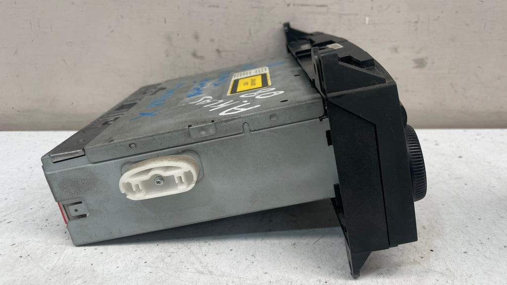 A1698200086 MERCEDES A CLASS W169 RADIO CD PLAYER CONTROL UNIT