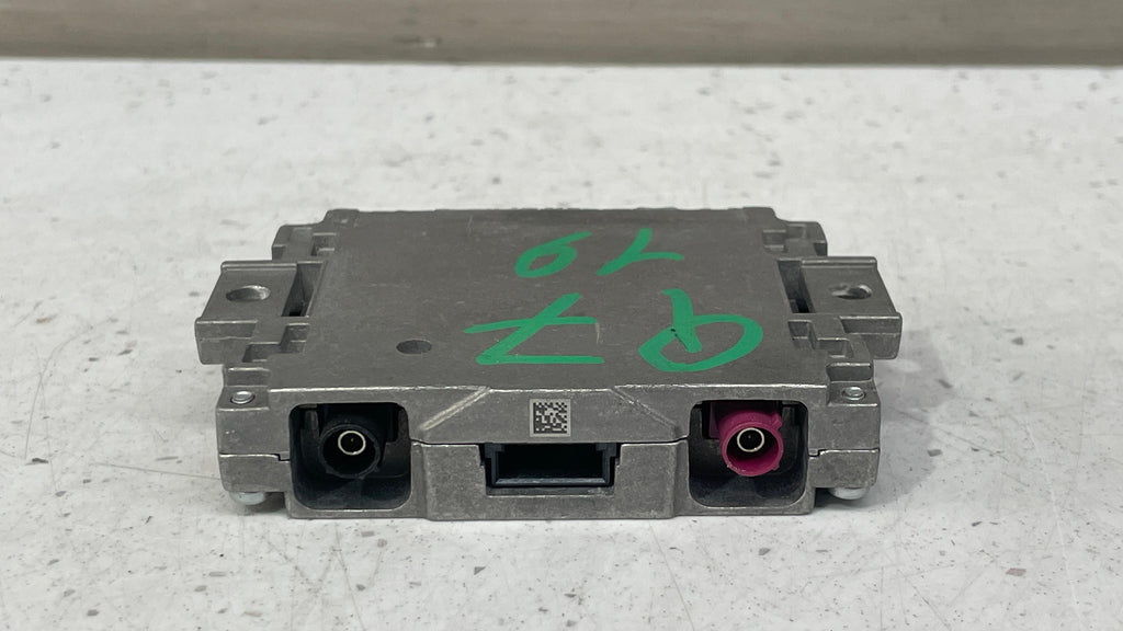 4N0035456  AUDI Q7 ANTENNA AMPLIFIER SIGNAL MODULE