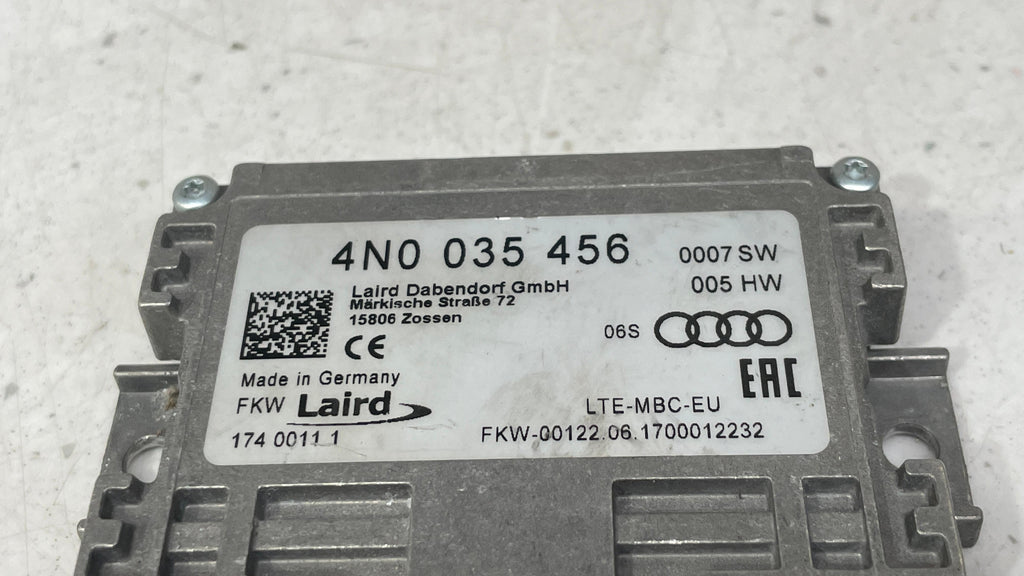 4N0035456  AUDI Q7 ANTENNA AMPLIFIER SIGNAL MODULE