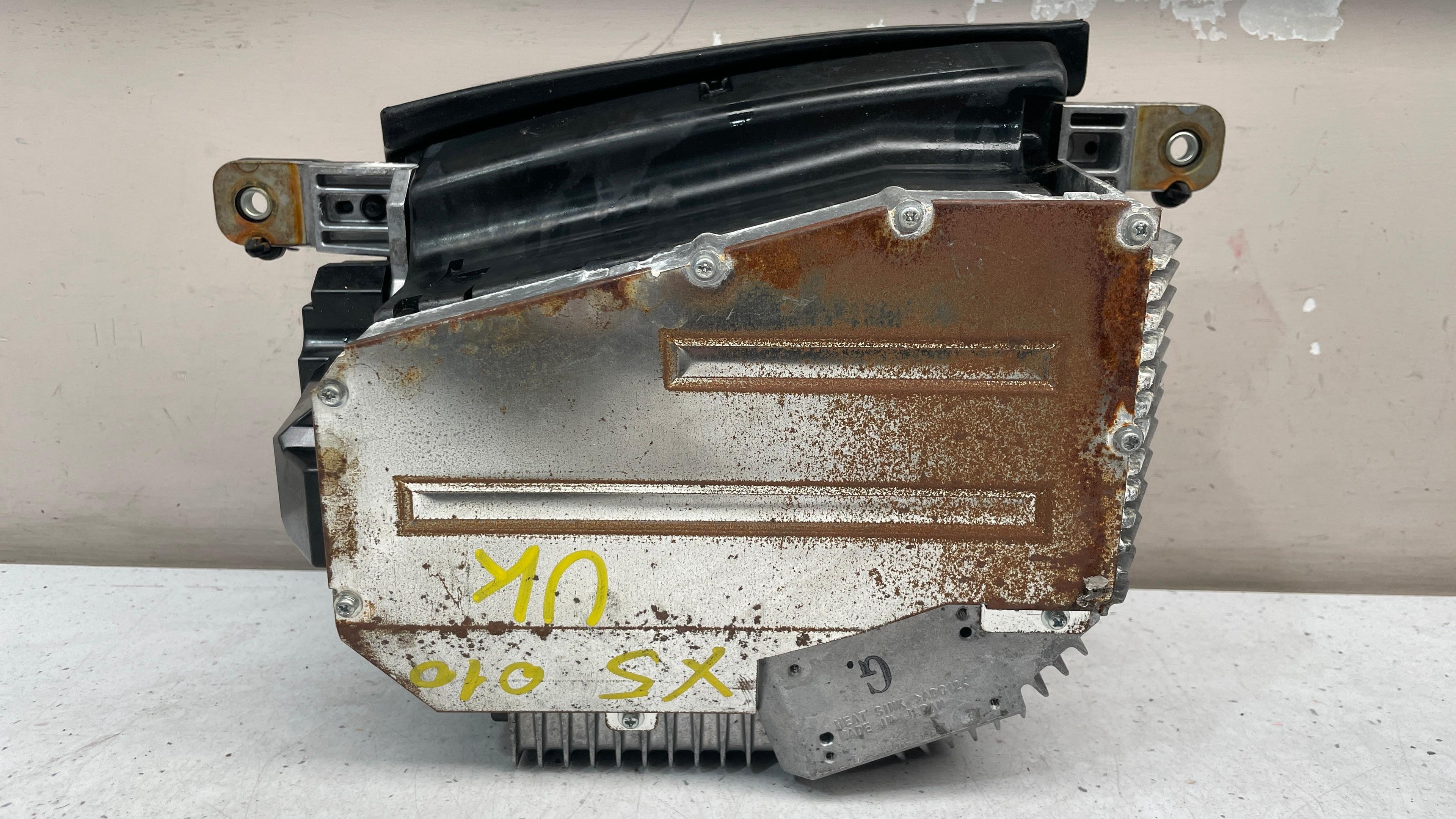 6230-9230003 BMW X5 E70 NAVIGATION DASHBOARD SCREEN
