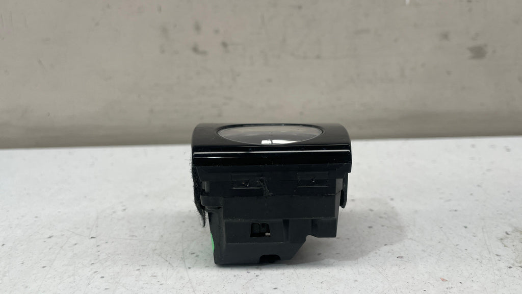 4H0919204M AUDI A8 DASH ANALOG CLOCK TIME
