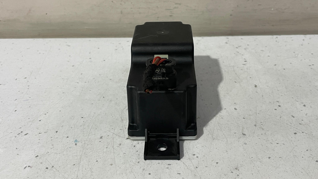 A2059053414 MERCEDES VOLTAGE CONVERTER AUXILIARY BATTERY CONTROL UNIT
