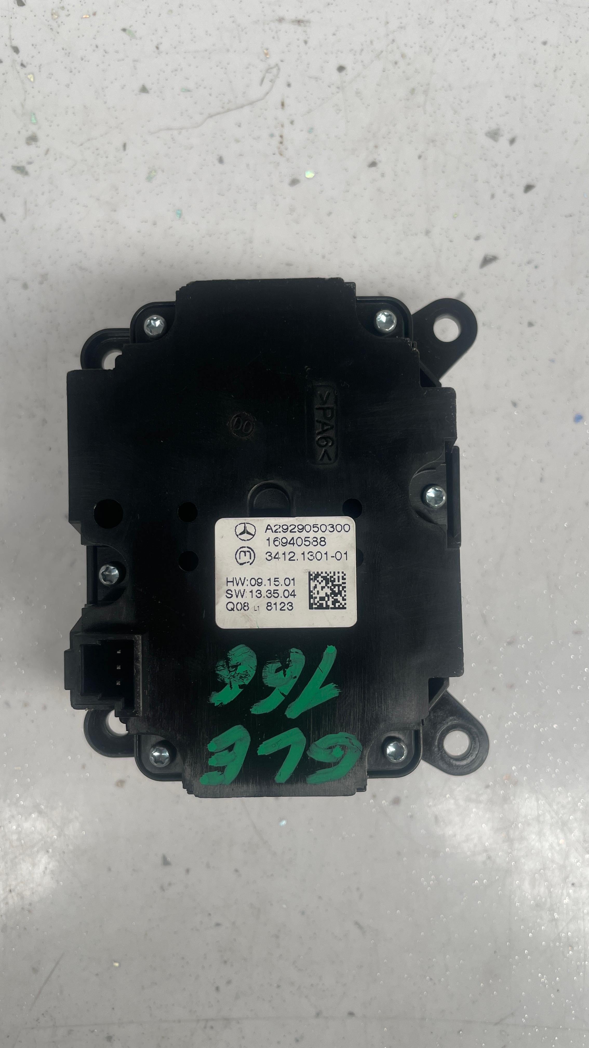 A2929050300 MERCEDES SUSPENSION RIDE HEIGHT MODE SWITCH
