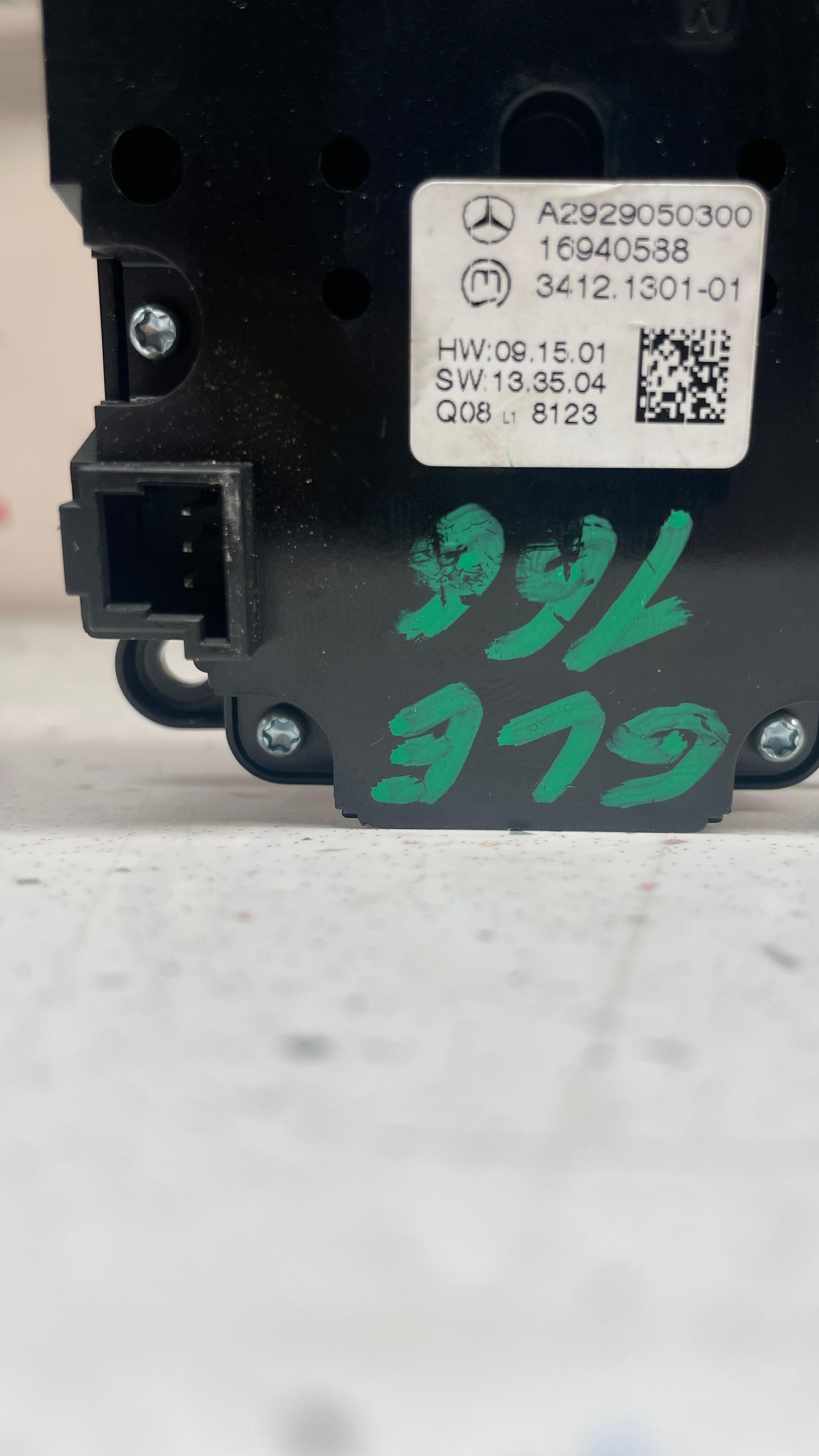 A2929050300 MERCEDES SUSPENSION RIDE HEIGHT MODE SWITCH