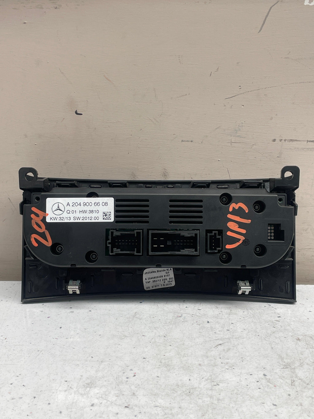 A2049006608 MERCEDES W204 CLIMATE CONTROL PANEL