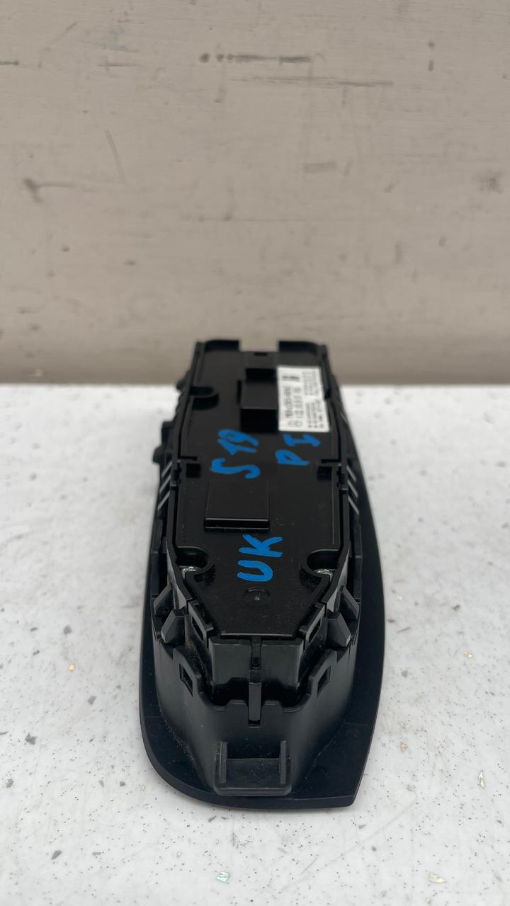 A2229056800 MERCEDES W222  WINDOW MIRROR CONTROL SWITCH