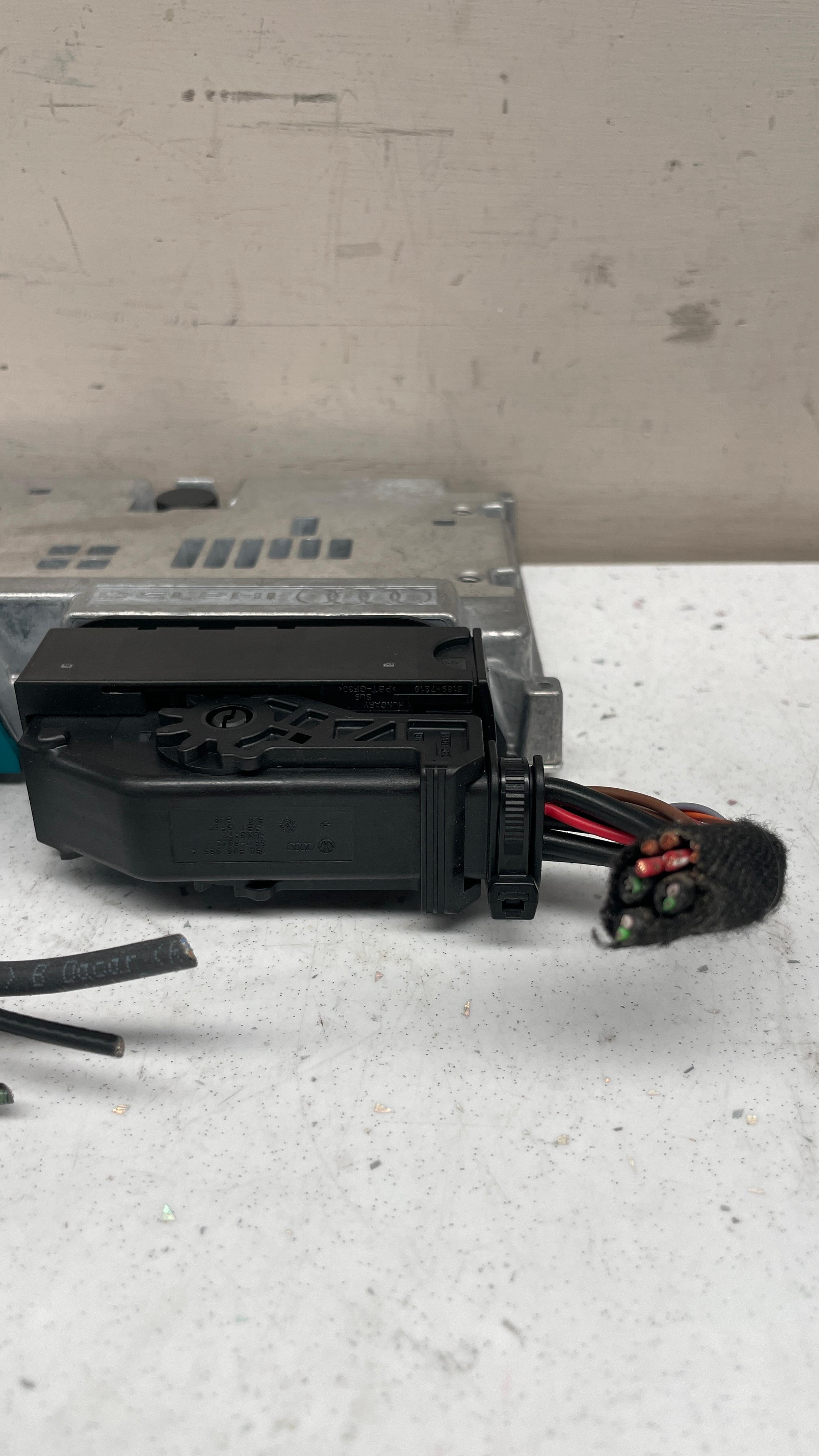 4N0907107AC AUDI A8 LANE CHANGE ASSIST MODULE