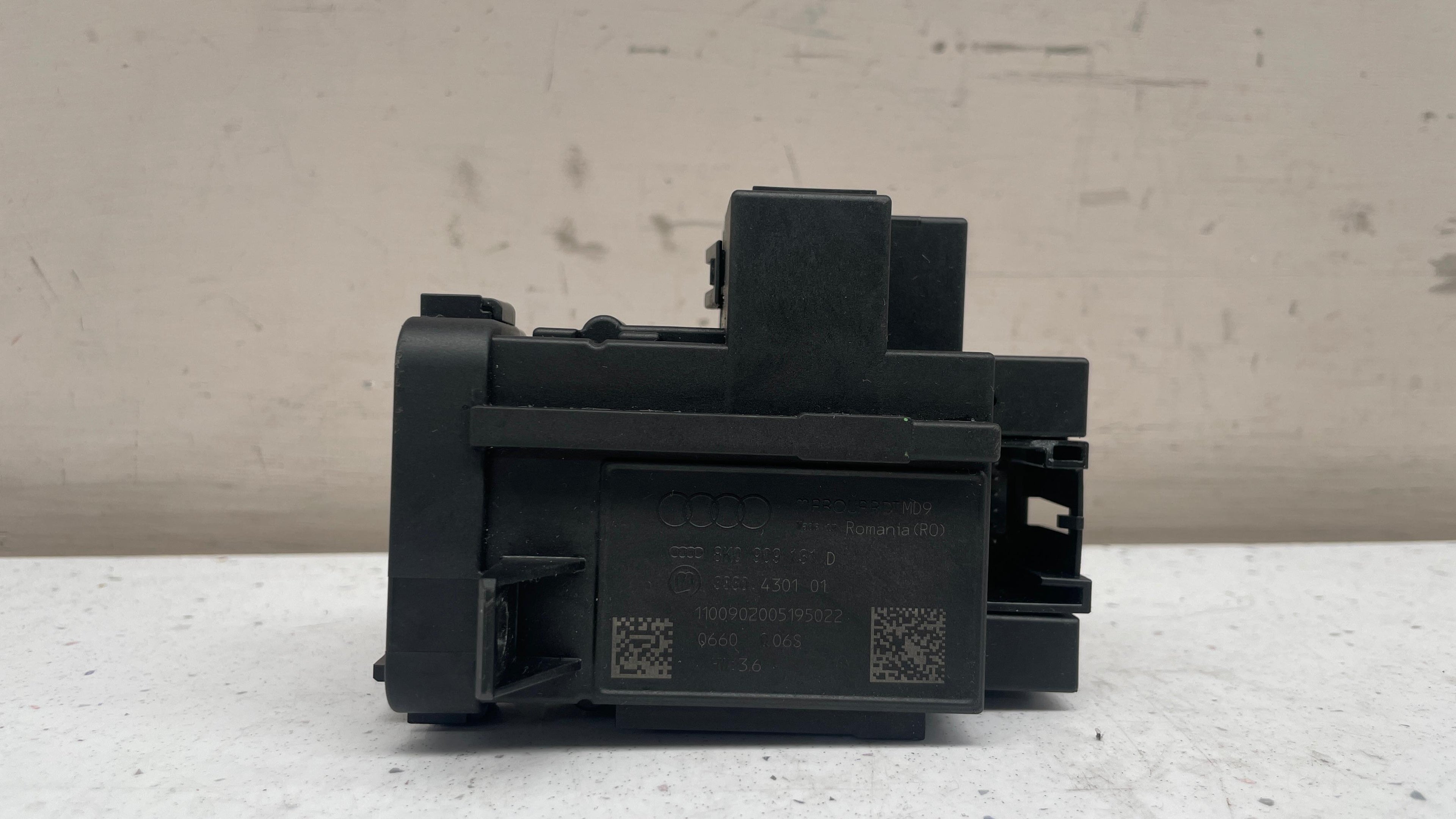 8K0909131D AUDI Q5 IGNITION / STARTER SWITCH
