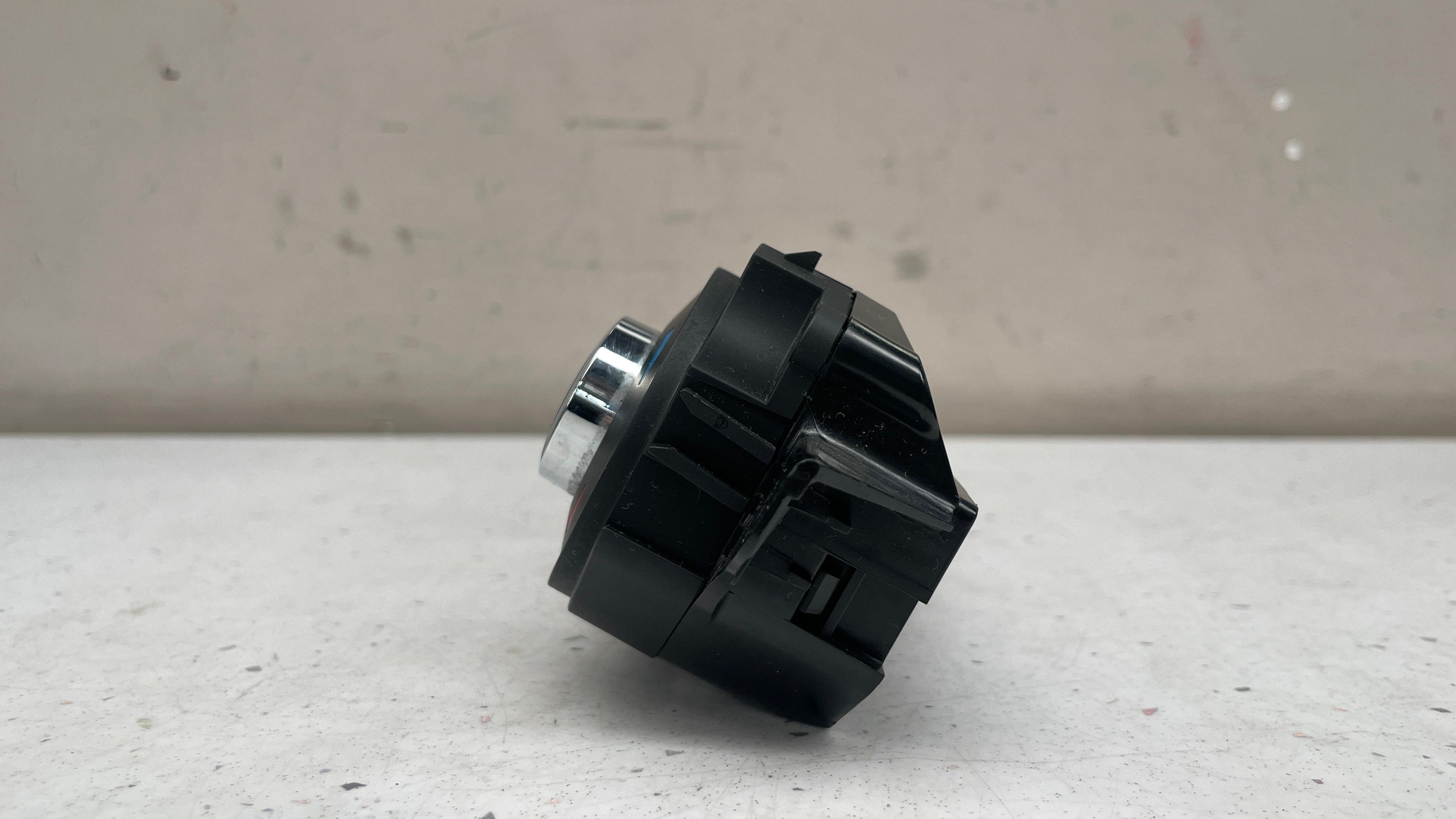 DV4T-18C612-AE FORD KUGA CLIMATE CONTROL SWITCH PANEL
